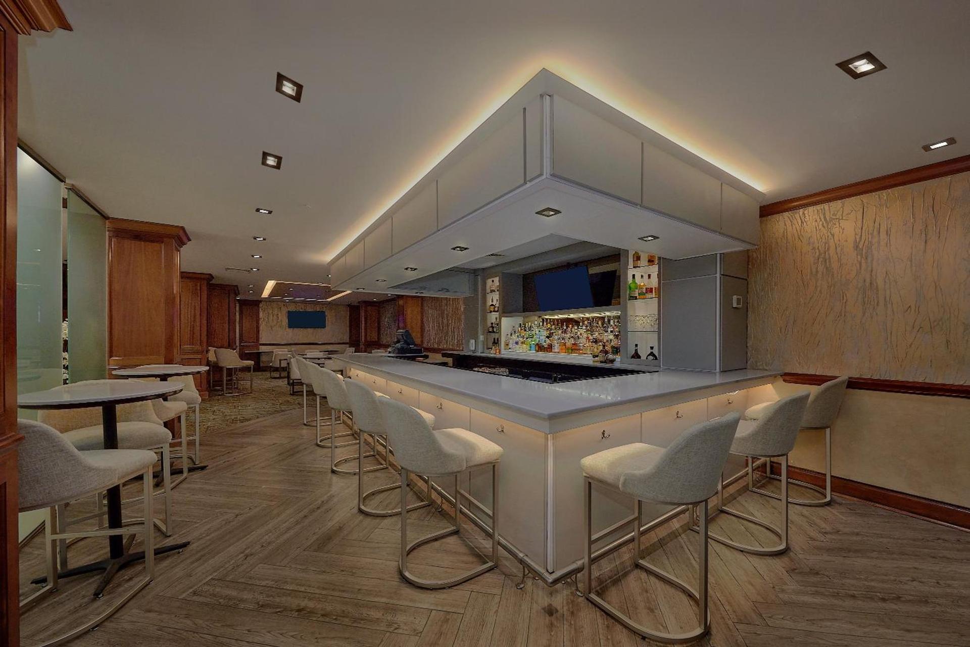Crowne Plaza Knoxville Downtown University by IHG photo 35