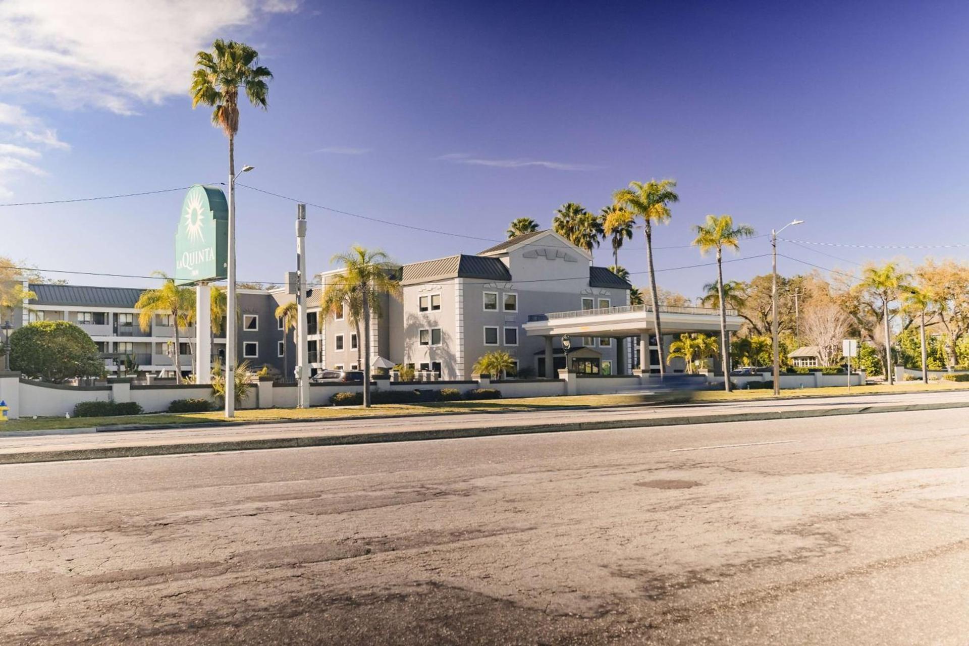 La Quinta Inn by Wyndham Tampa Near Busch Gardens — hotel in Tampa
