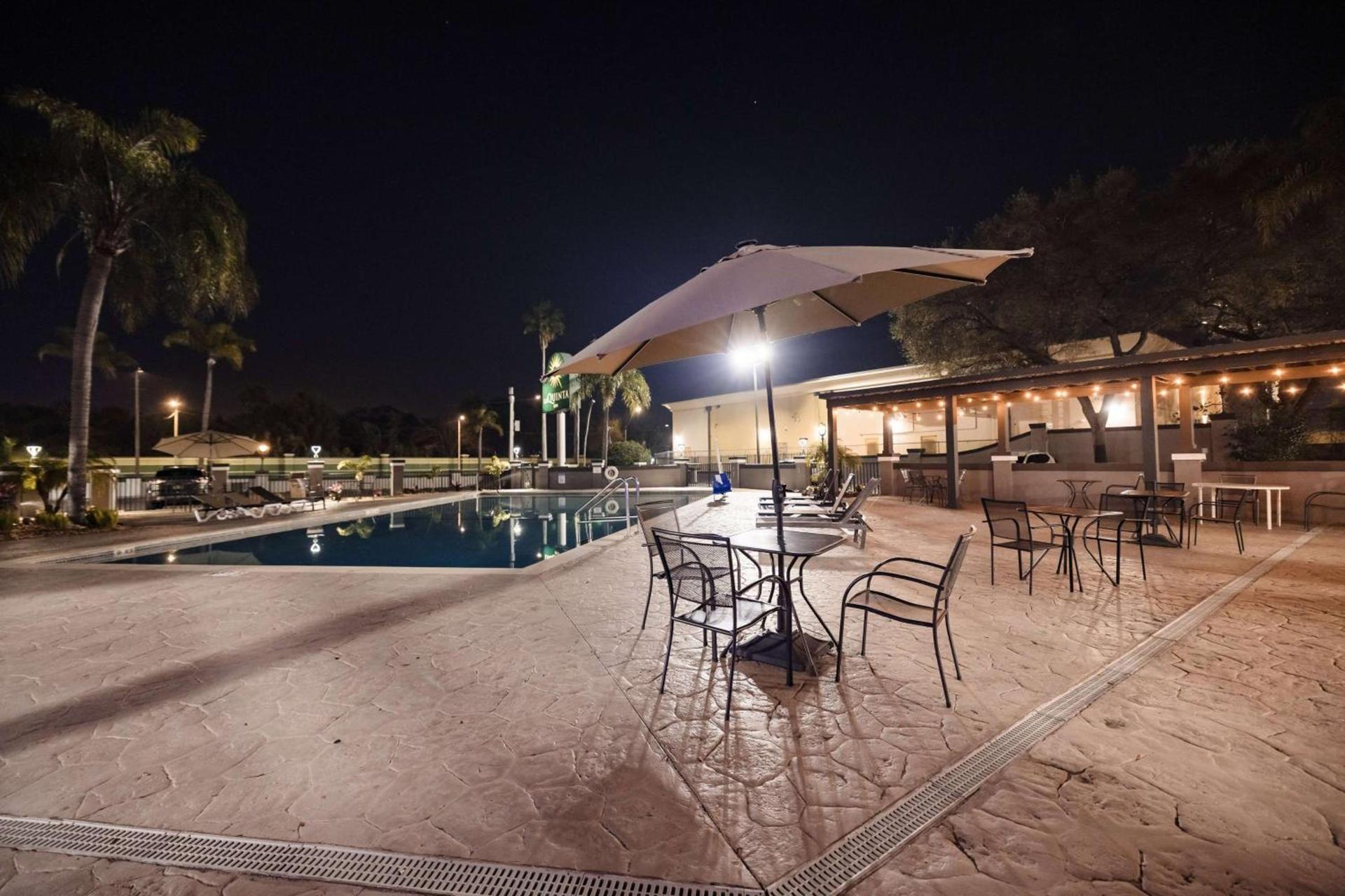 La Quinta Inn by Wyndham Tampa Near Busch Gardens photo 9