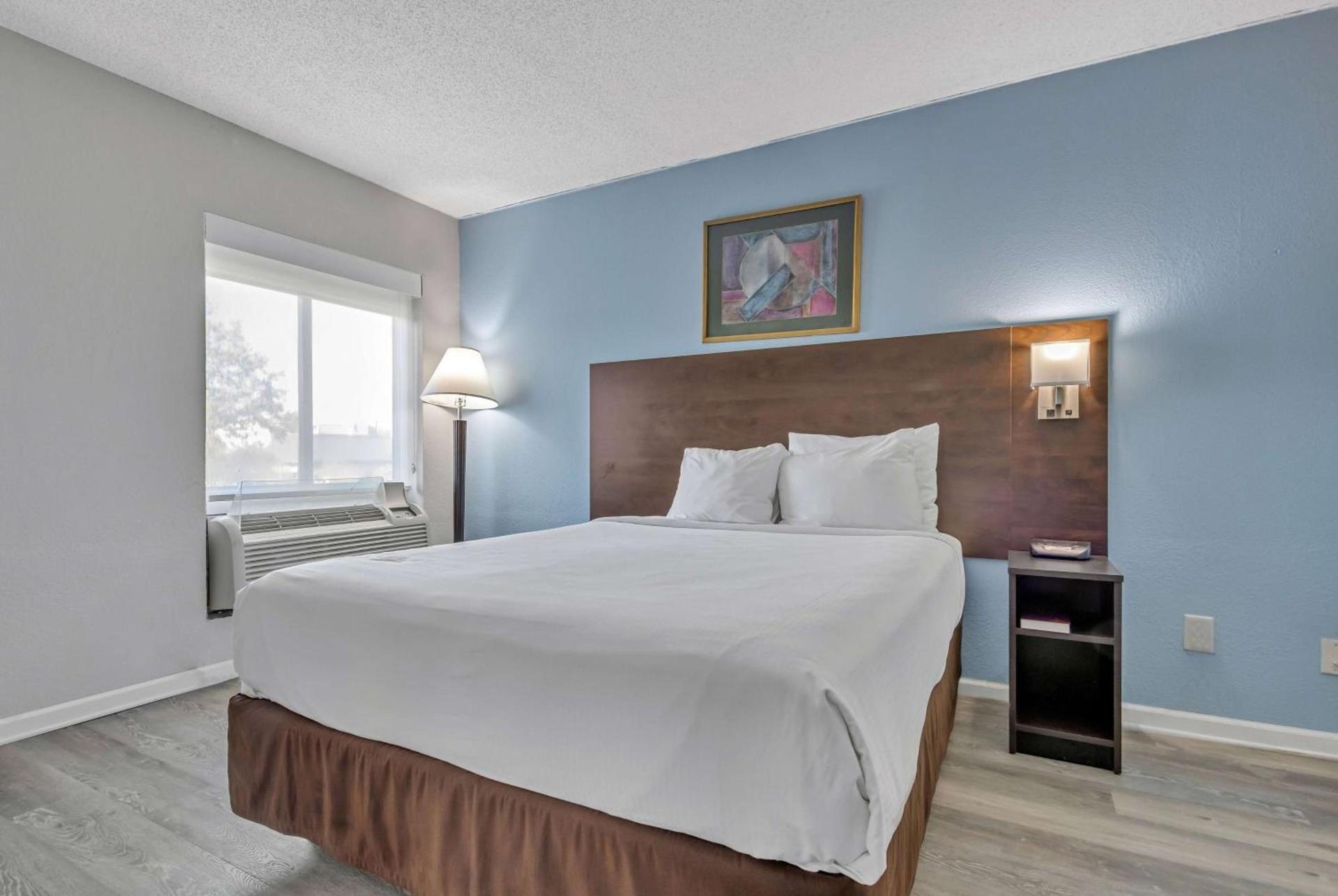 Baymont by Wyndham N Myrtle Beach - Park & Sports Complex Area photo 30