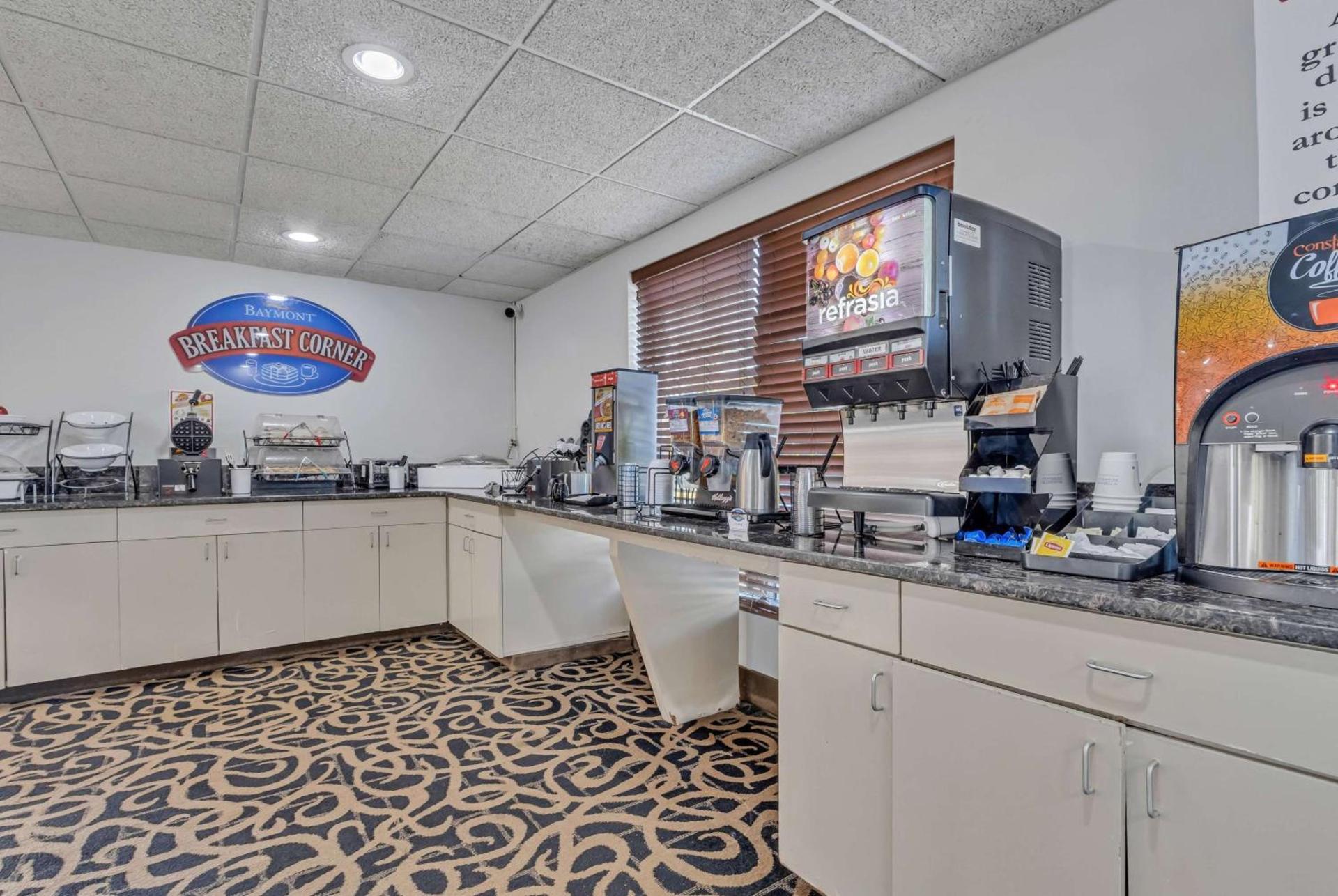 Baymont by Wyndham N Myrtle Beach - Park & Sports Complex Area photo 49