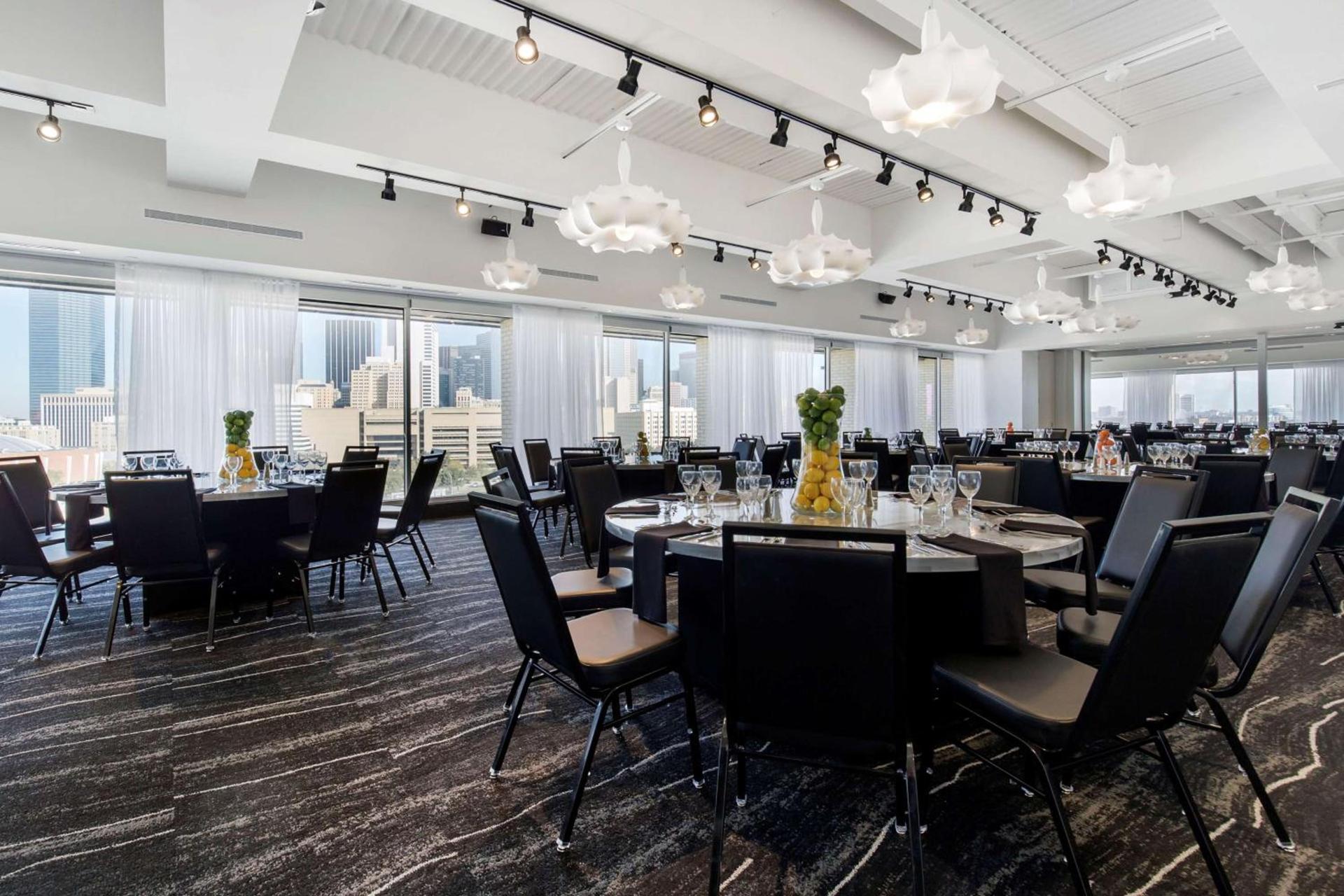Lorenzo Hotel Dallas, Tapestry Collection by Hilton photo 66