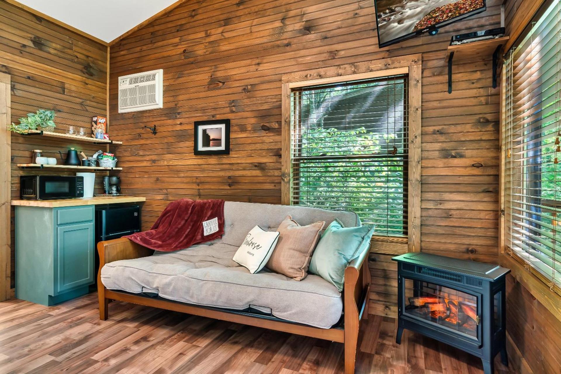 Rivers Edge Treehouses photo 19