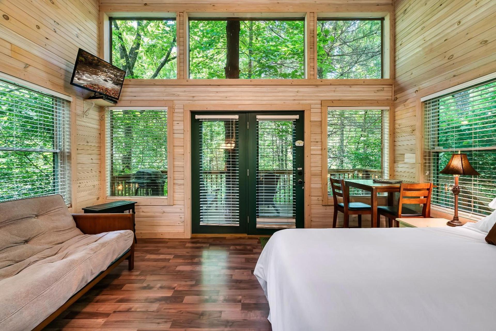 Rivers Edge Treehouses photo 31