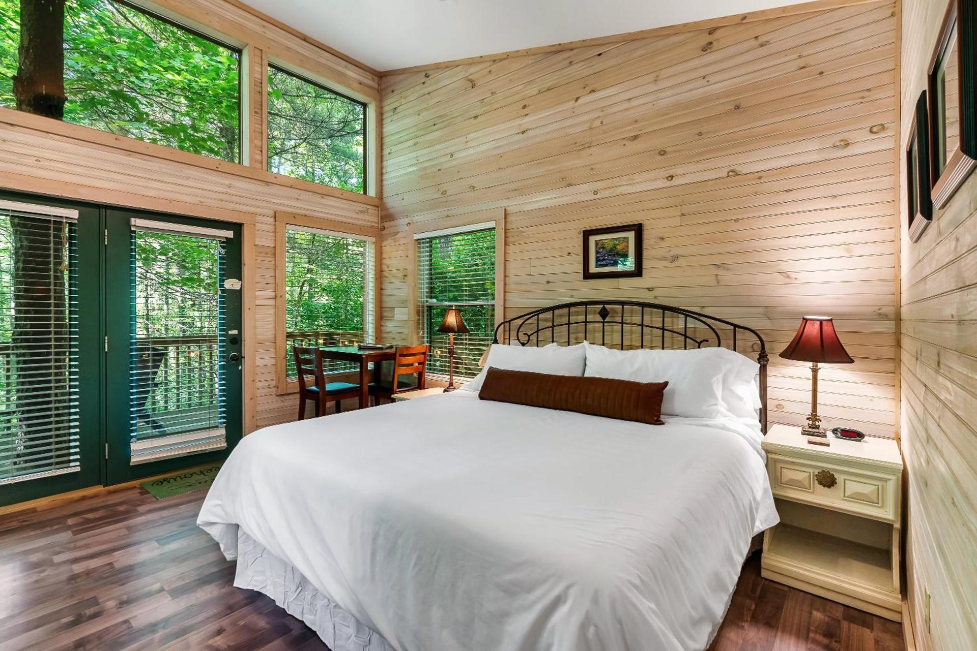Rivers Edge Treehouses photo 30