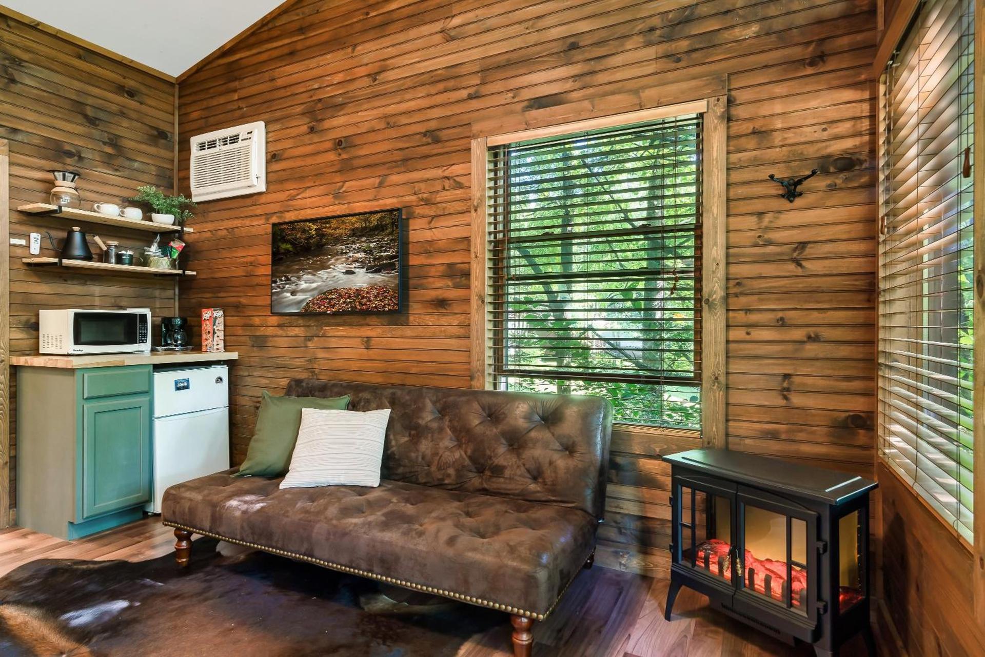 Rivers Edge Treehouses photo 88