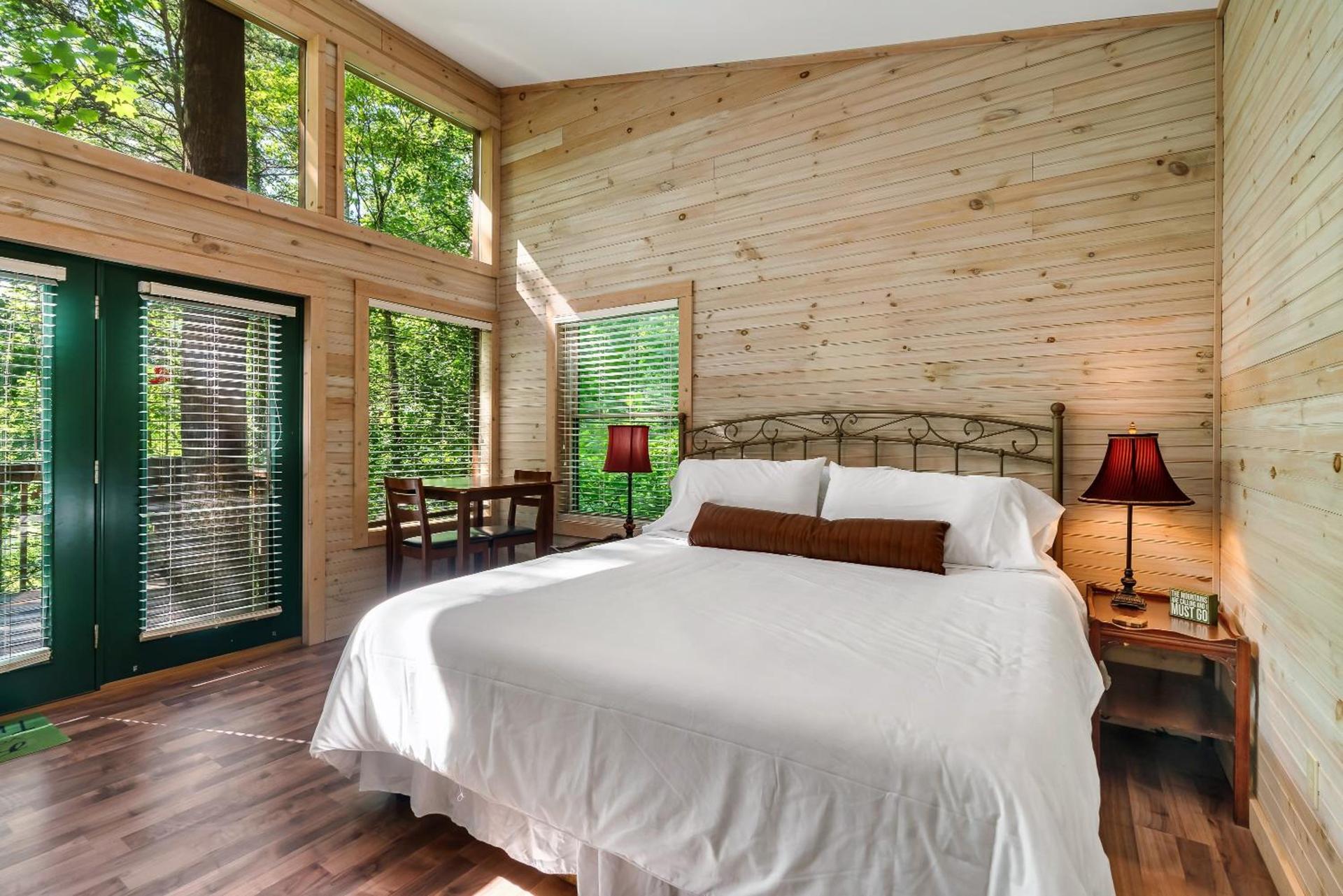 Rivers Edge Treehouses photo 65