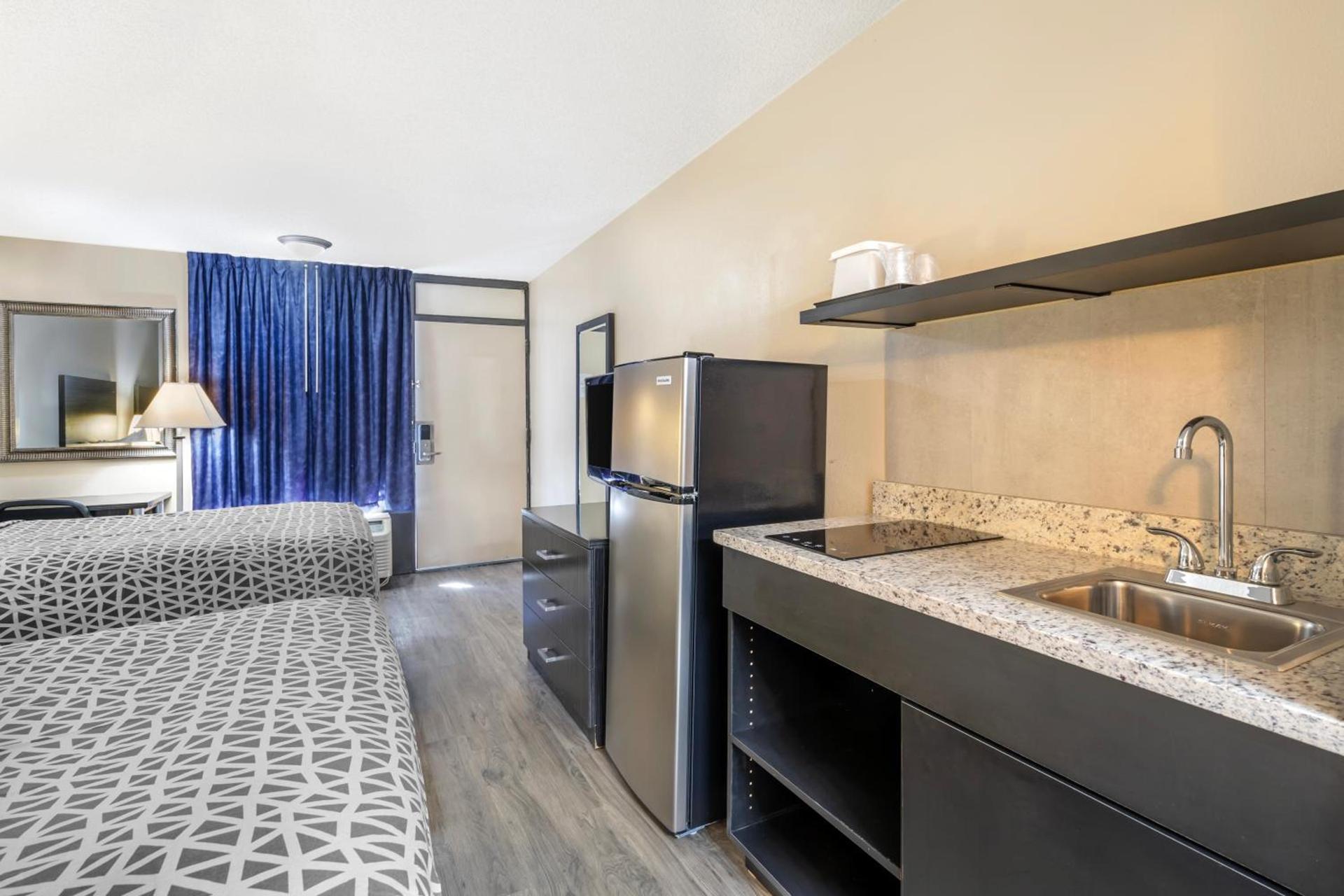 Suburban Studios International Drive photo 18
