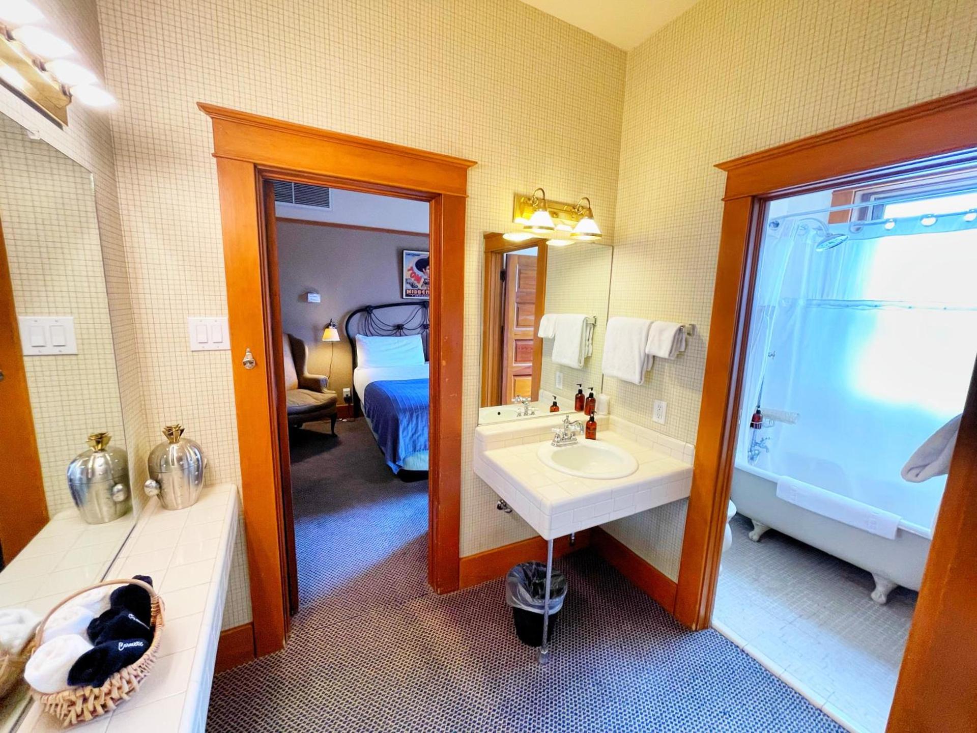 Hotel Vendome photo 9