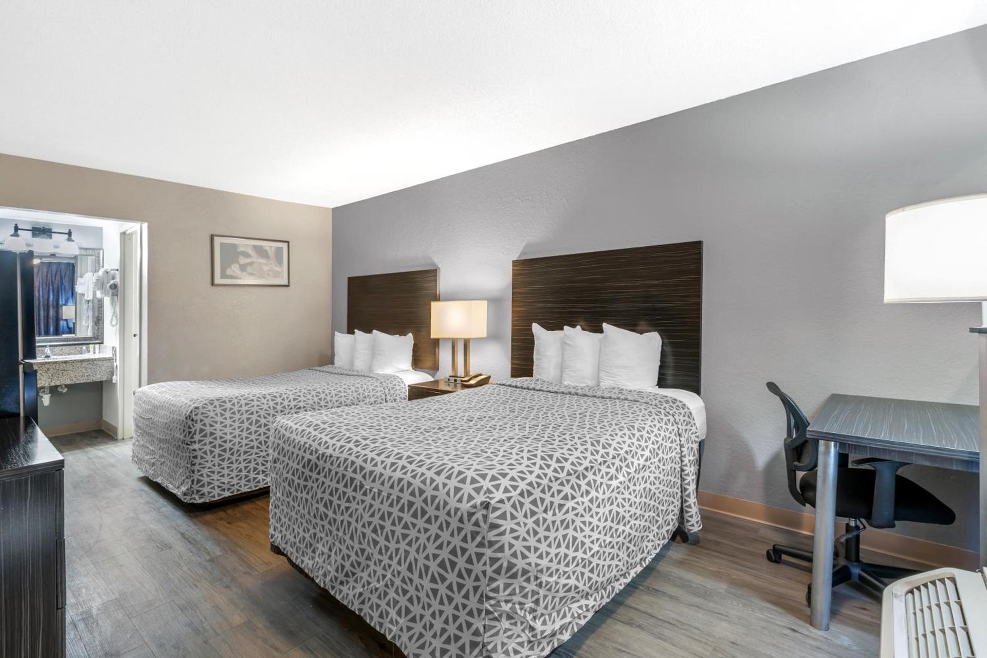 Suburban Studios International Drive photo 25