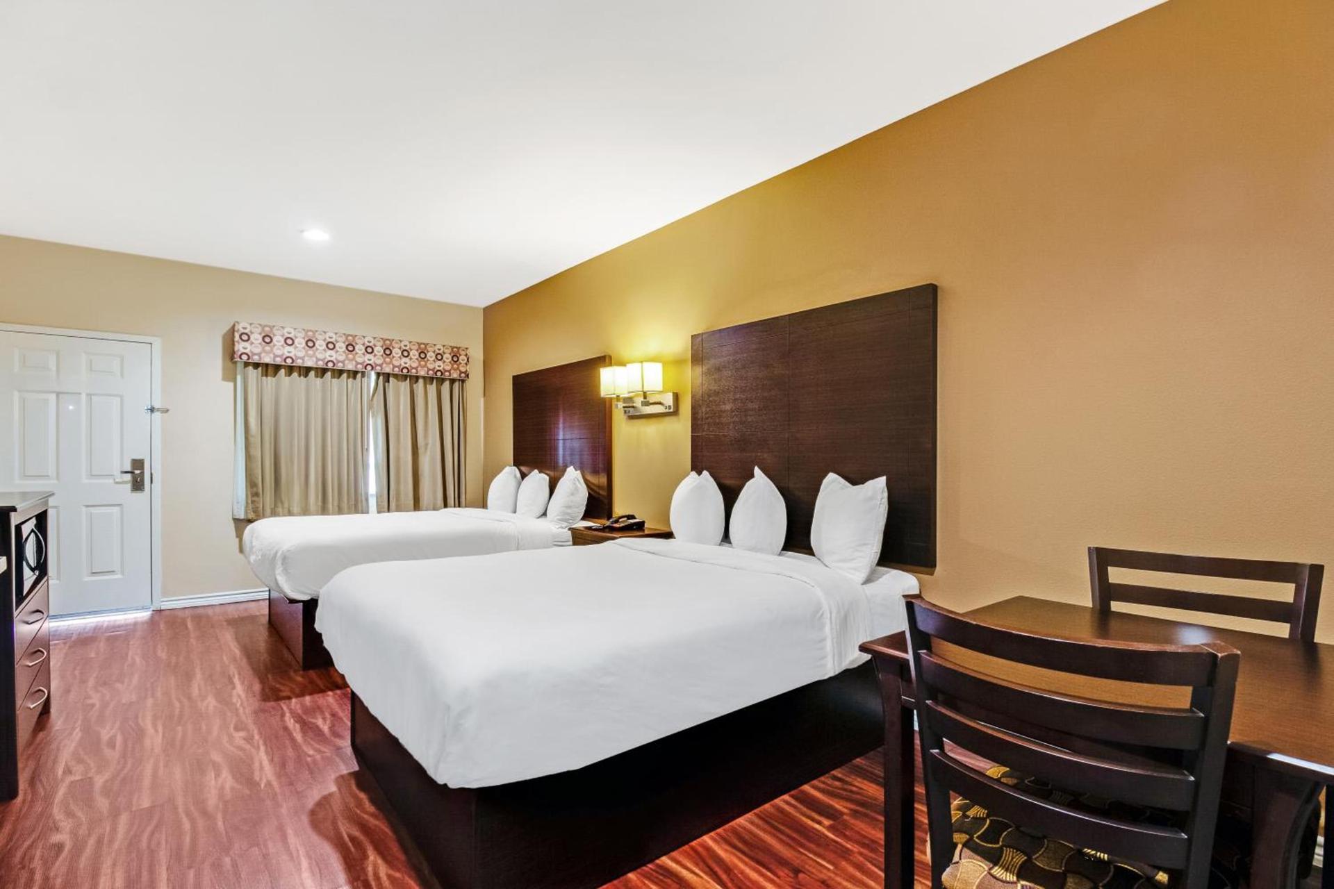 Americas Best Value Inn - FM 529 photo 14