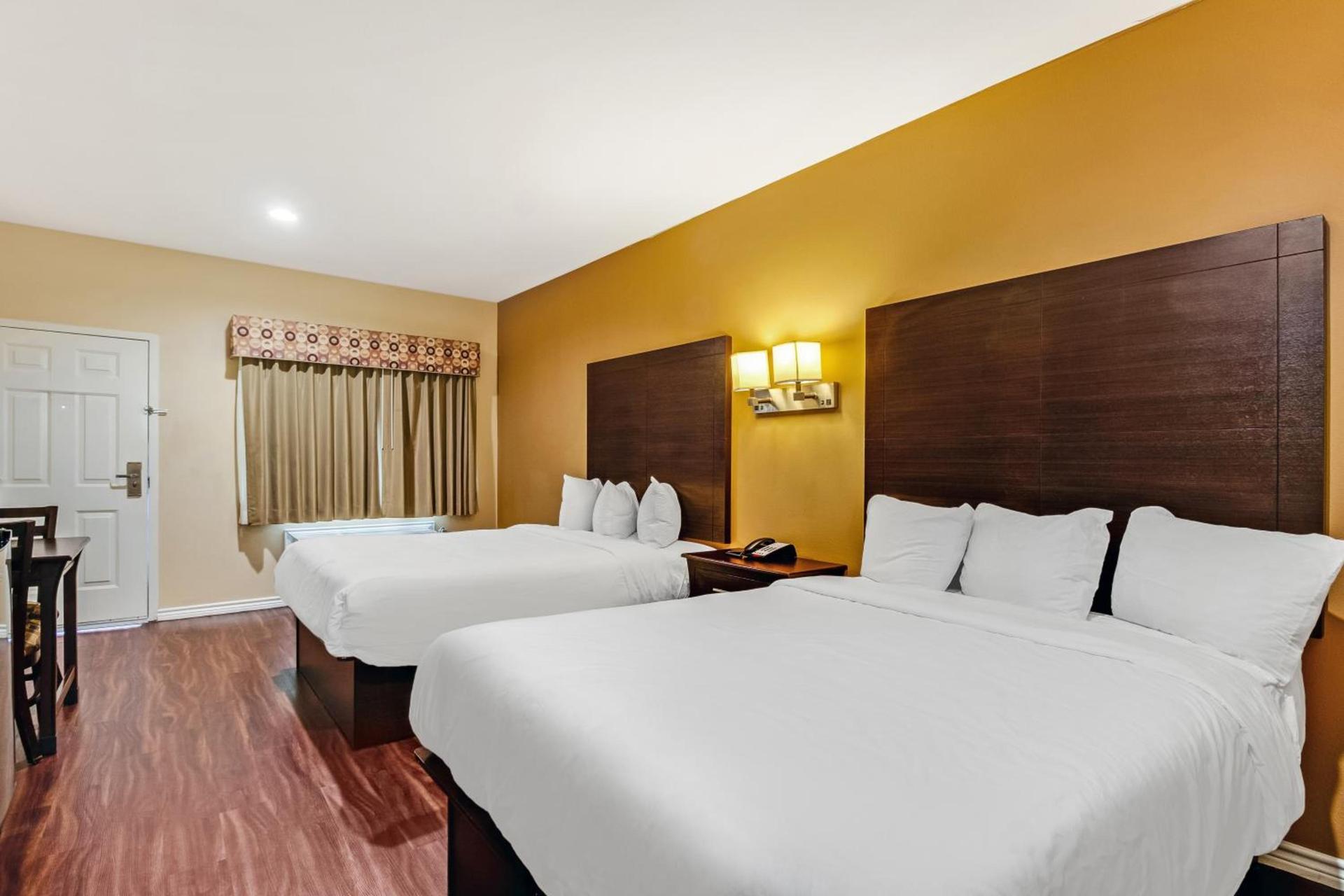 Americas Best Value Inn - FM 529 photo 19