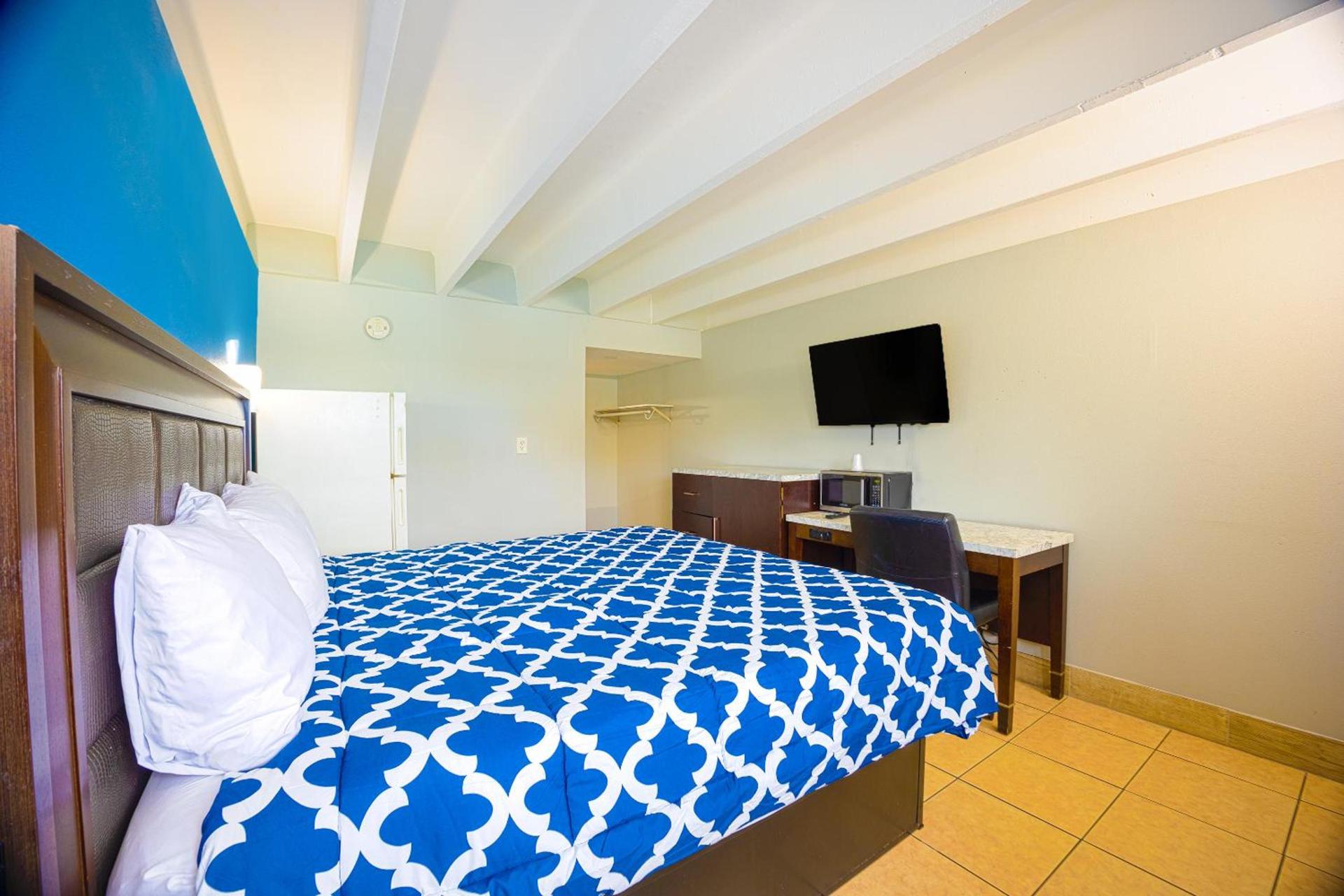 Aladdin Motel By OYO Merritt Island photo 19