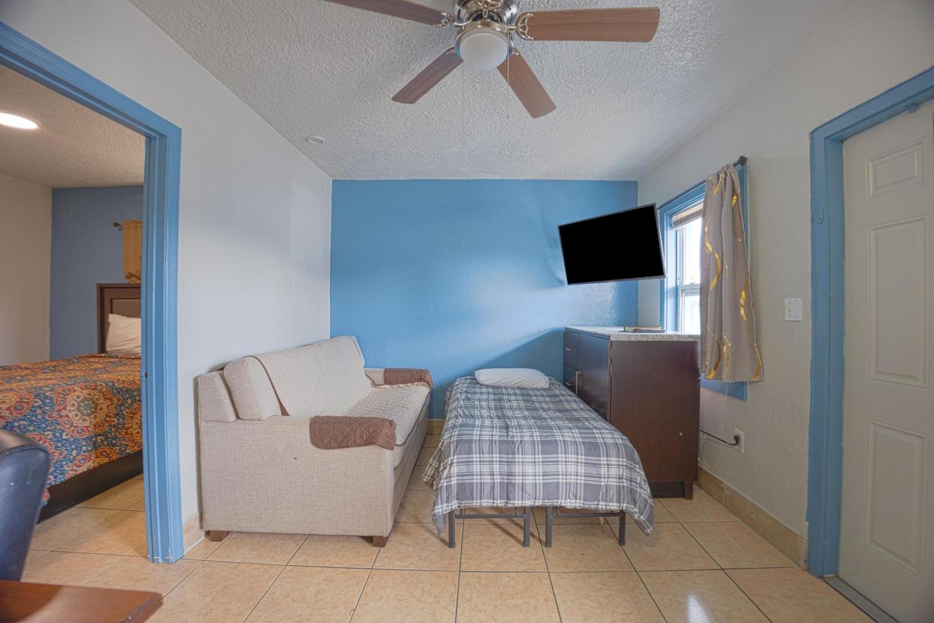 Aladdin Motel By OYO Merritt Island photo 28