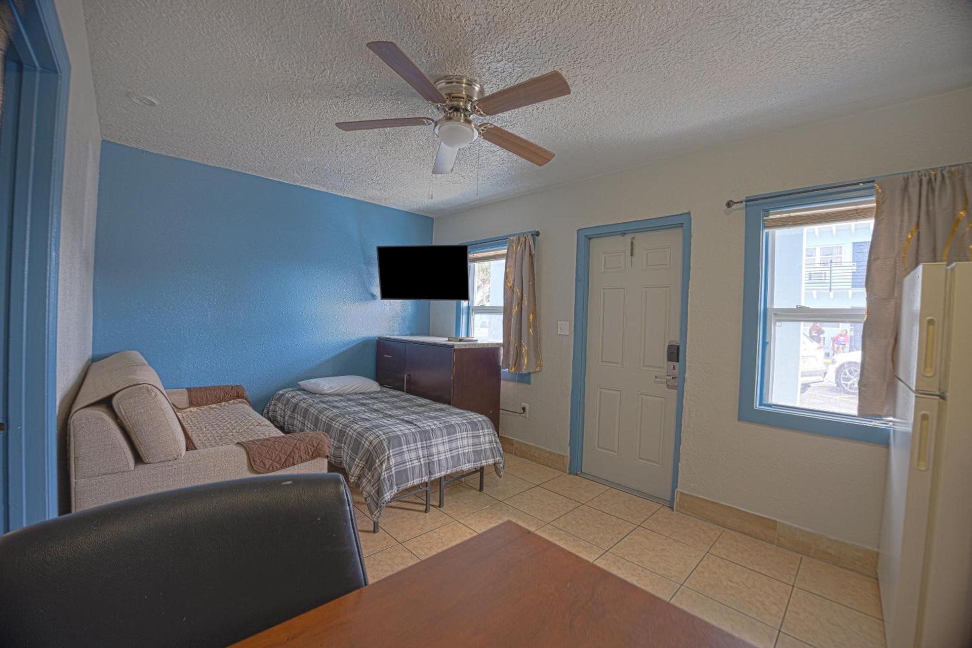 Aladdin Motel By OYO Merritt Island photo 37