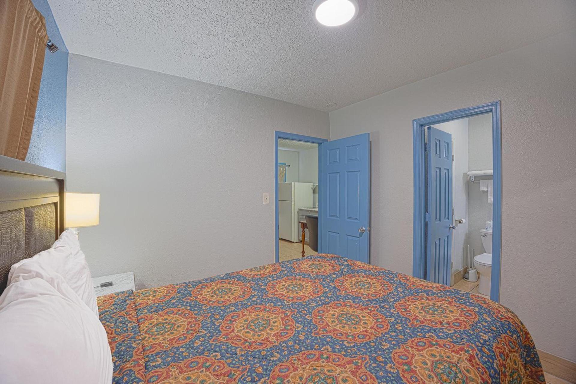 Aladdin Motel By OYO Merritt Island photo 35
