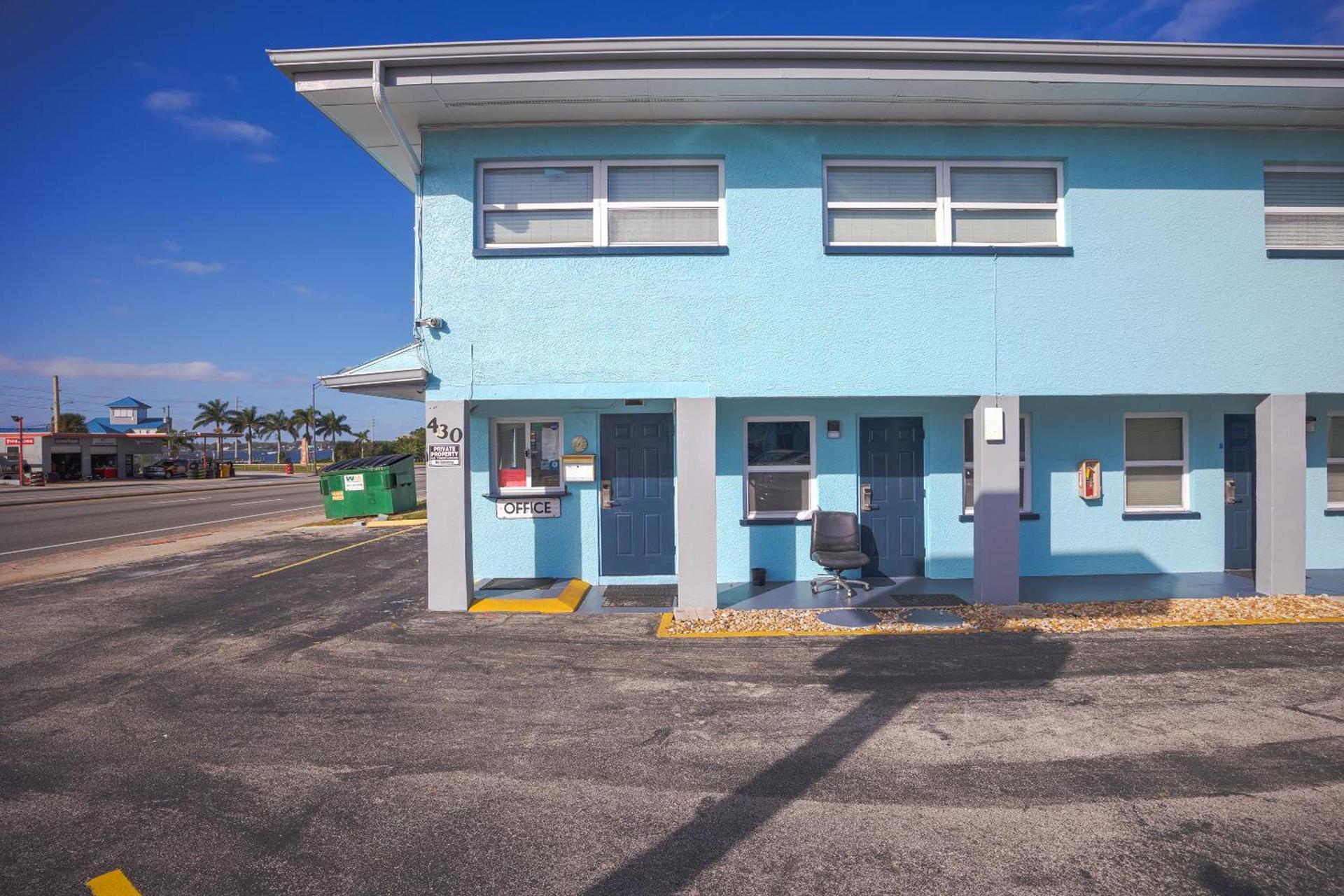Aladdin Motel By OYO Merritt Island photo 47