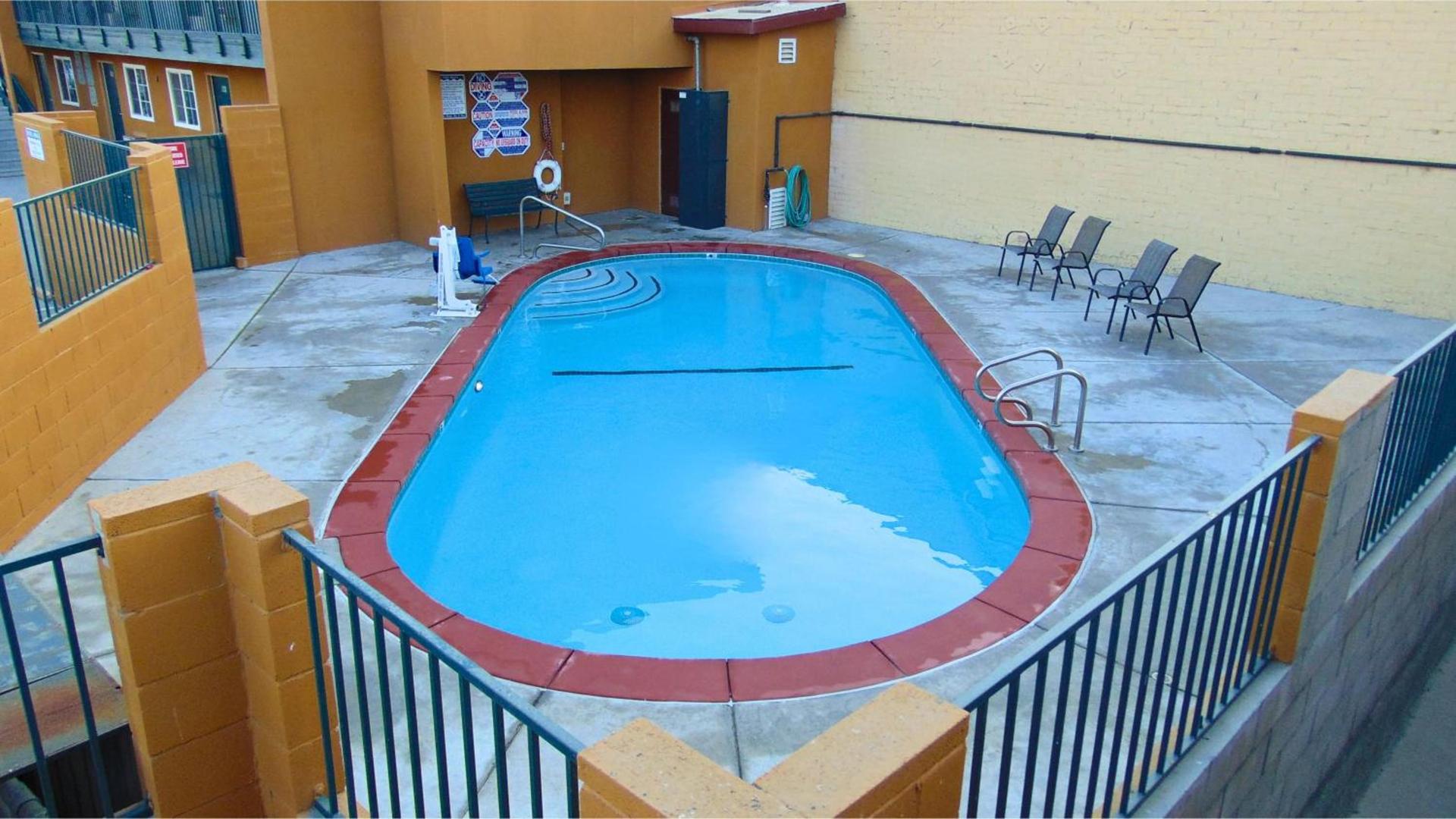 Corcoran Country Inn photo 19