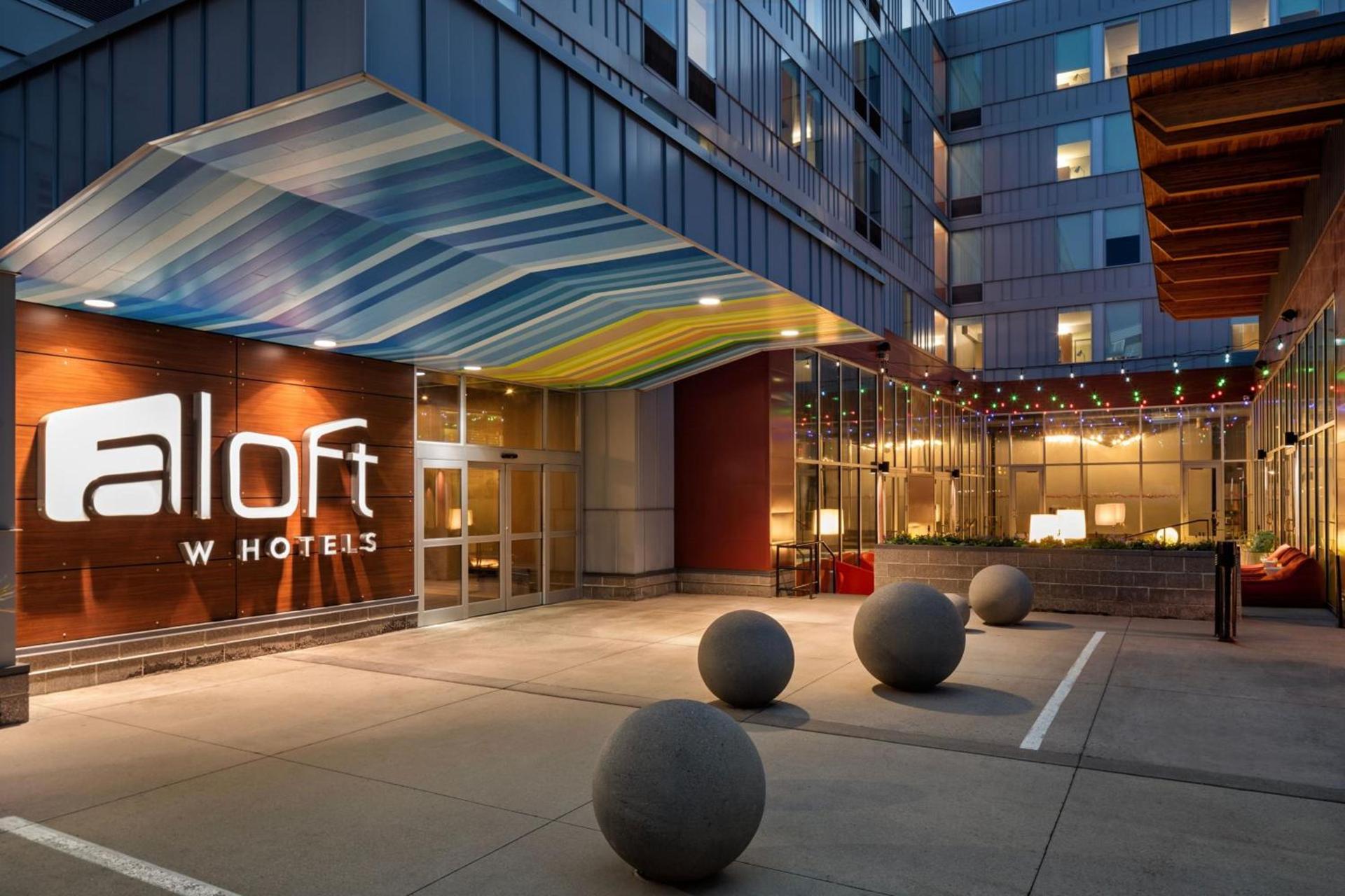 Aloft by Marriott Minneapolis photo 4