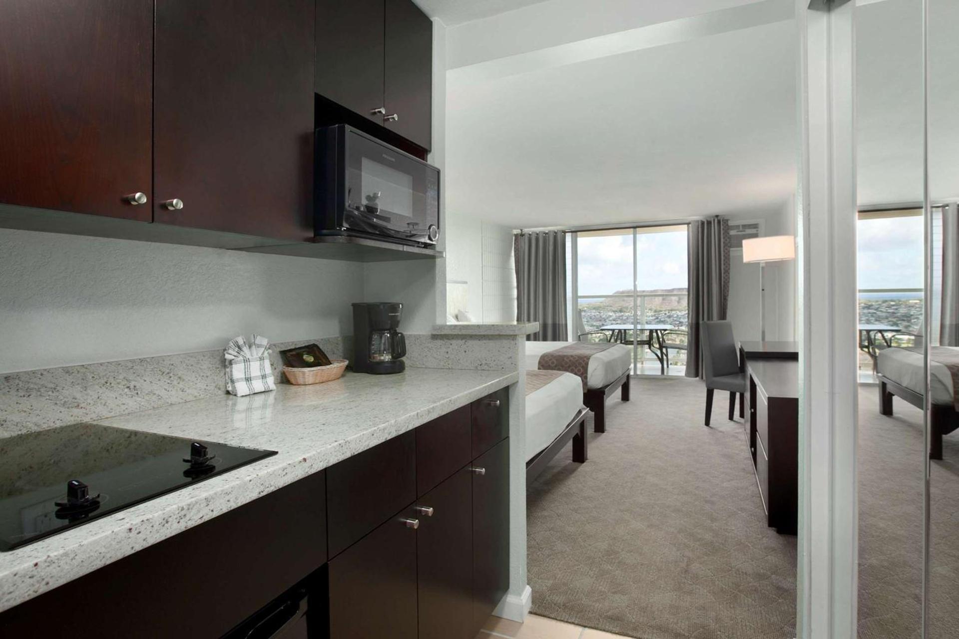 Skyline Island Colony Hotel photo 17