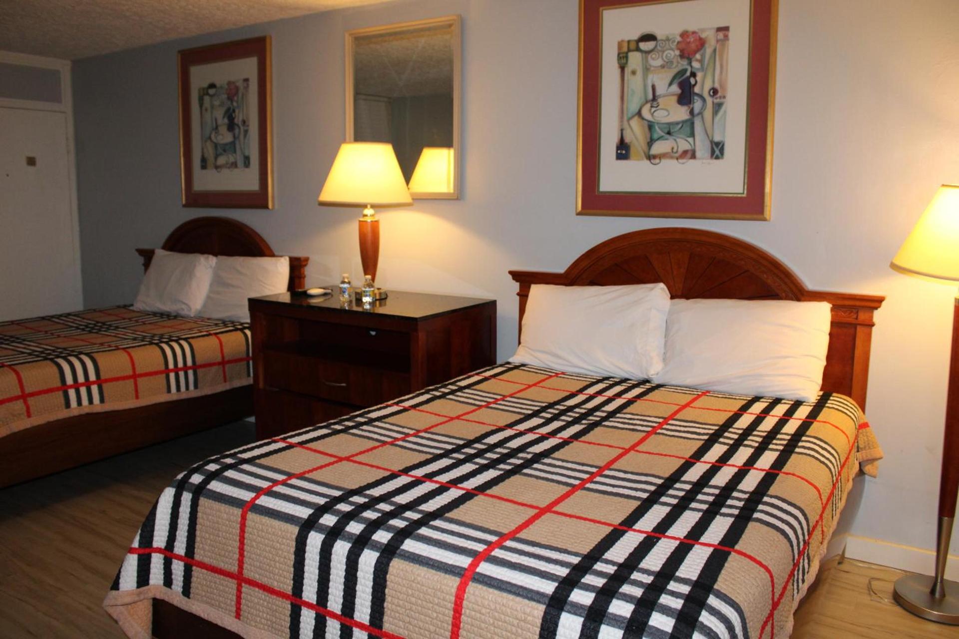 APM Inn & Suites photo 50