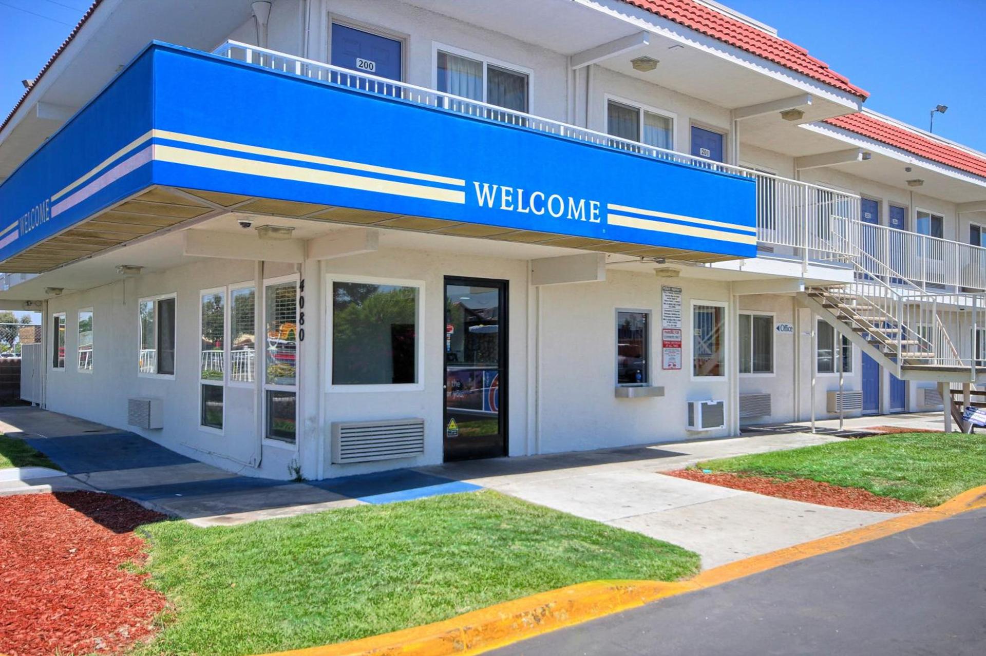Bridgeview Hotel photo 34