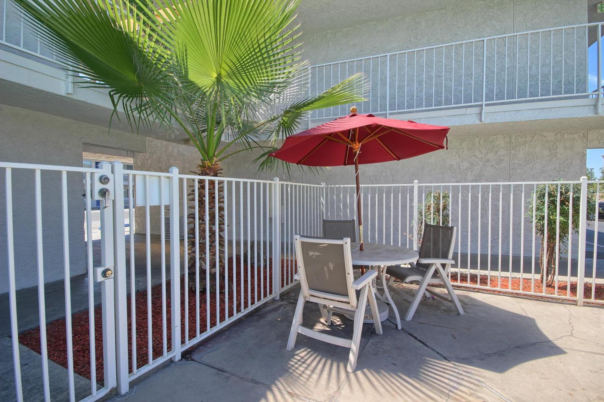 Motel 6-Tulare, CA photo 31