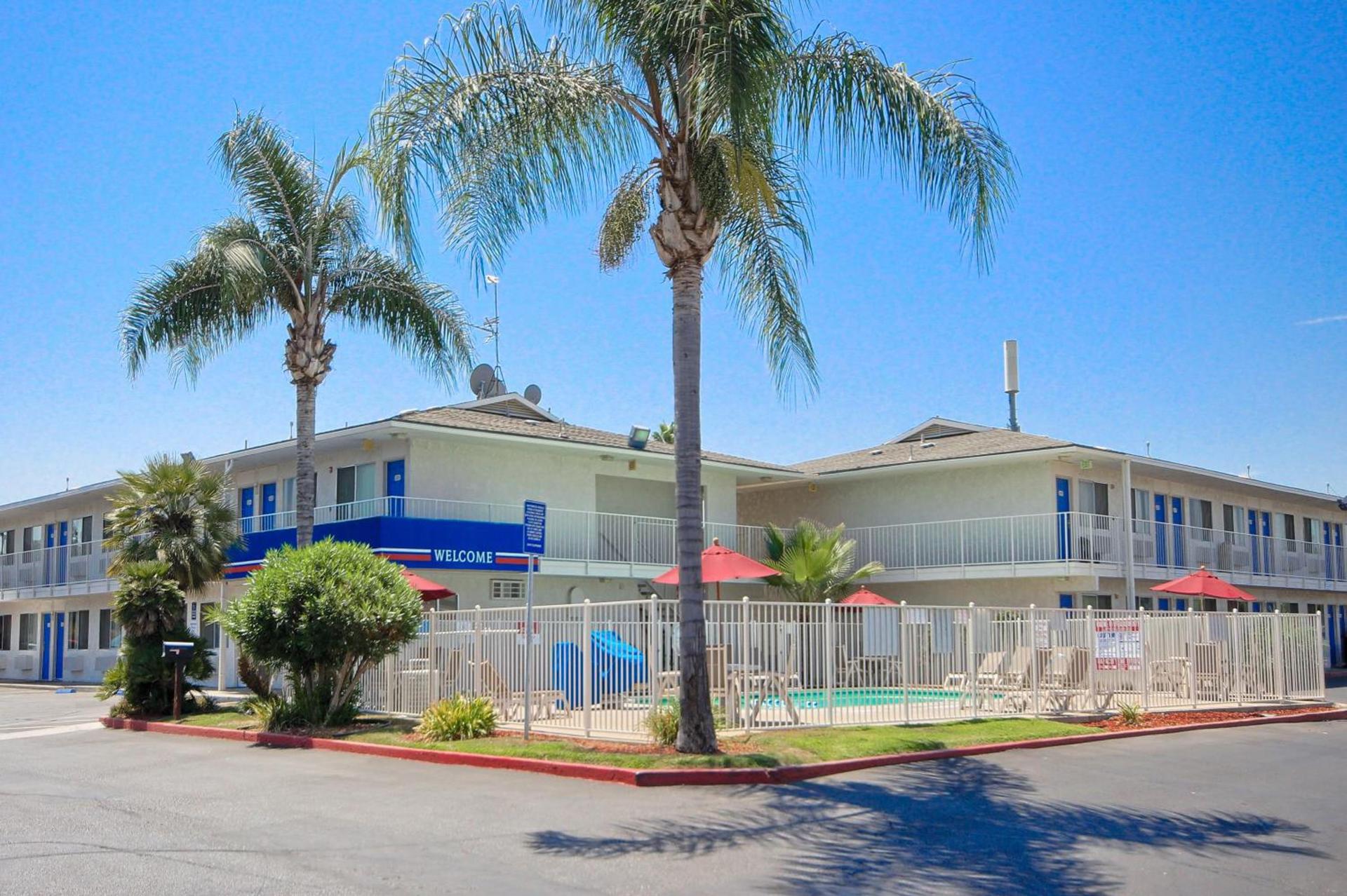 Motel 6-Tulare, CA photo 33