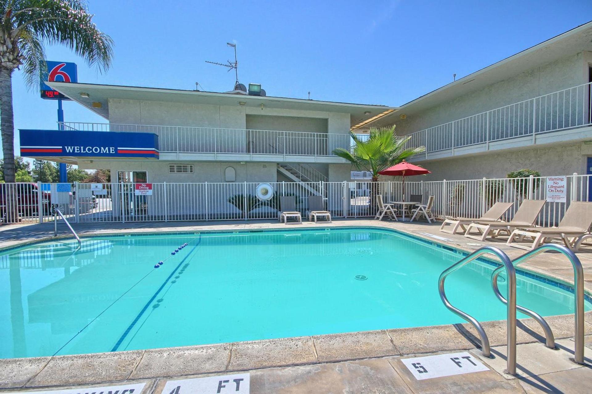 Motel 6-Tulare, CA photo 38