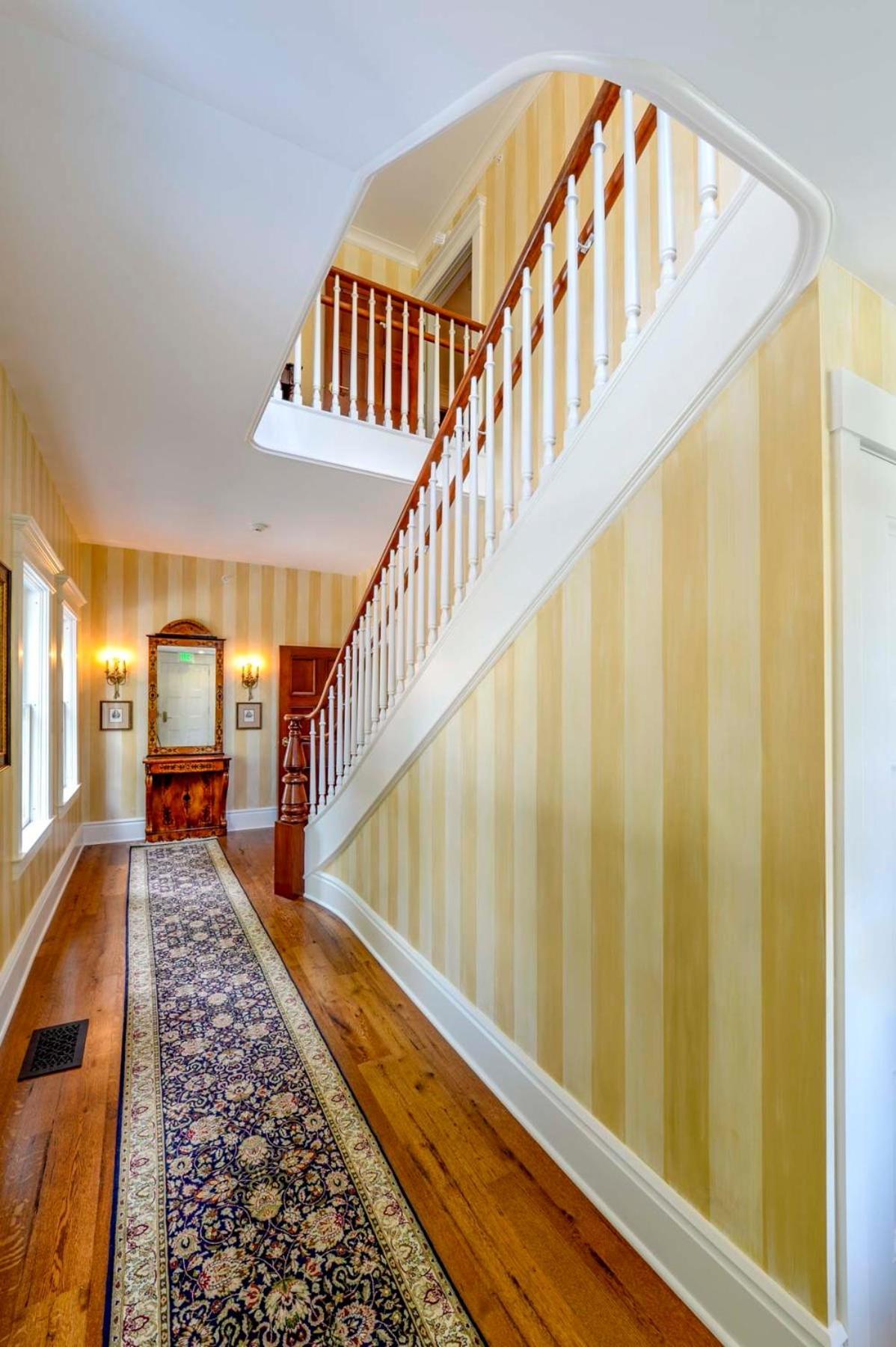 Hannum House photo 18