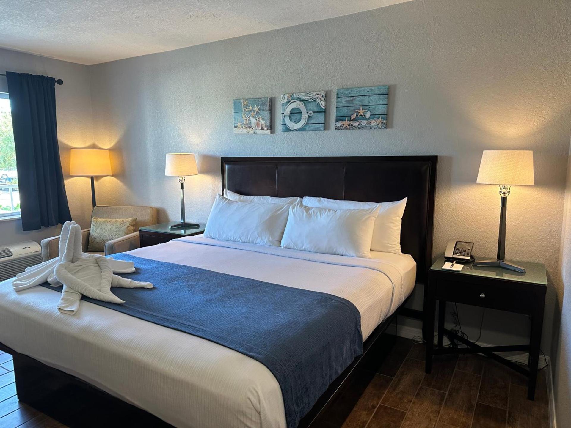 Lantern Inn & Suites - Sarasota photo 14