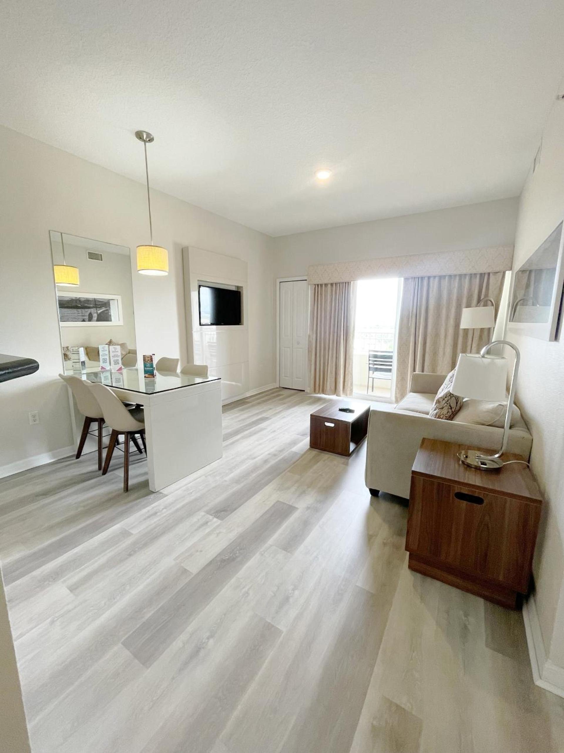 The Point Hotel & Suites Universal photo 30
