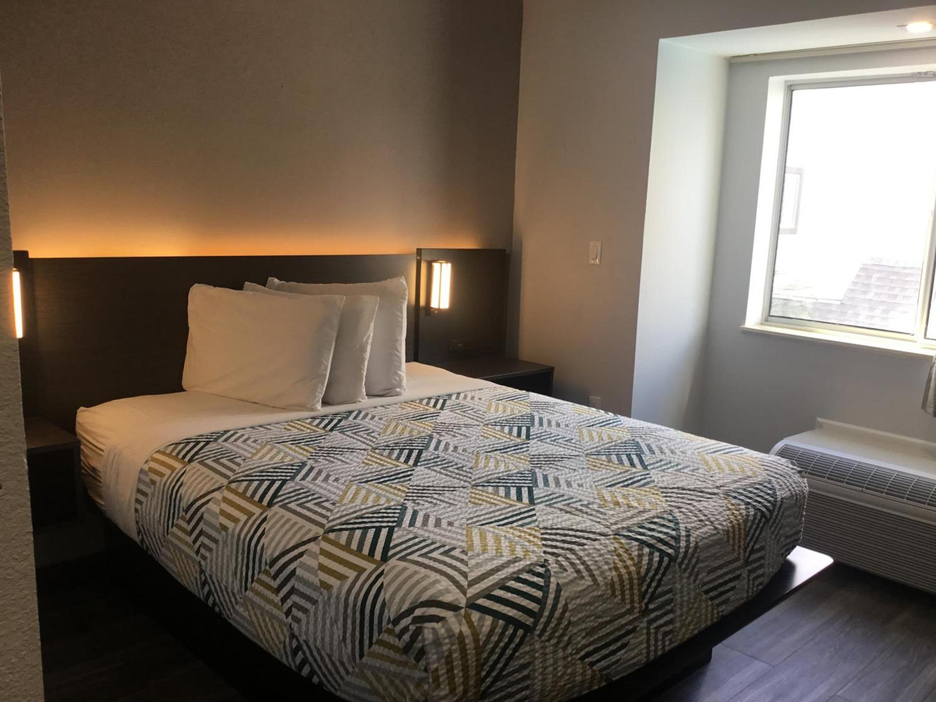 Motel 6-McAllen, TX - East photo 33