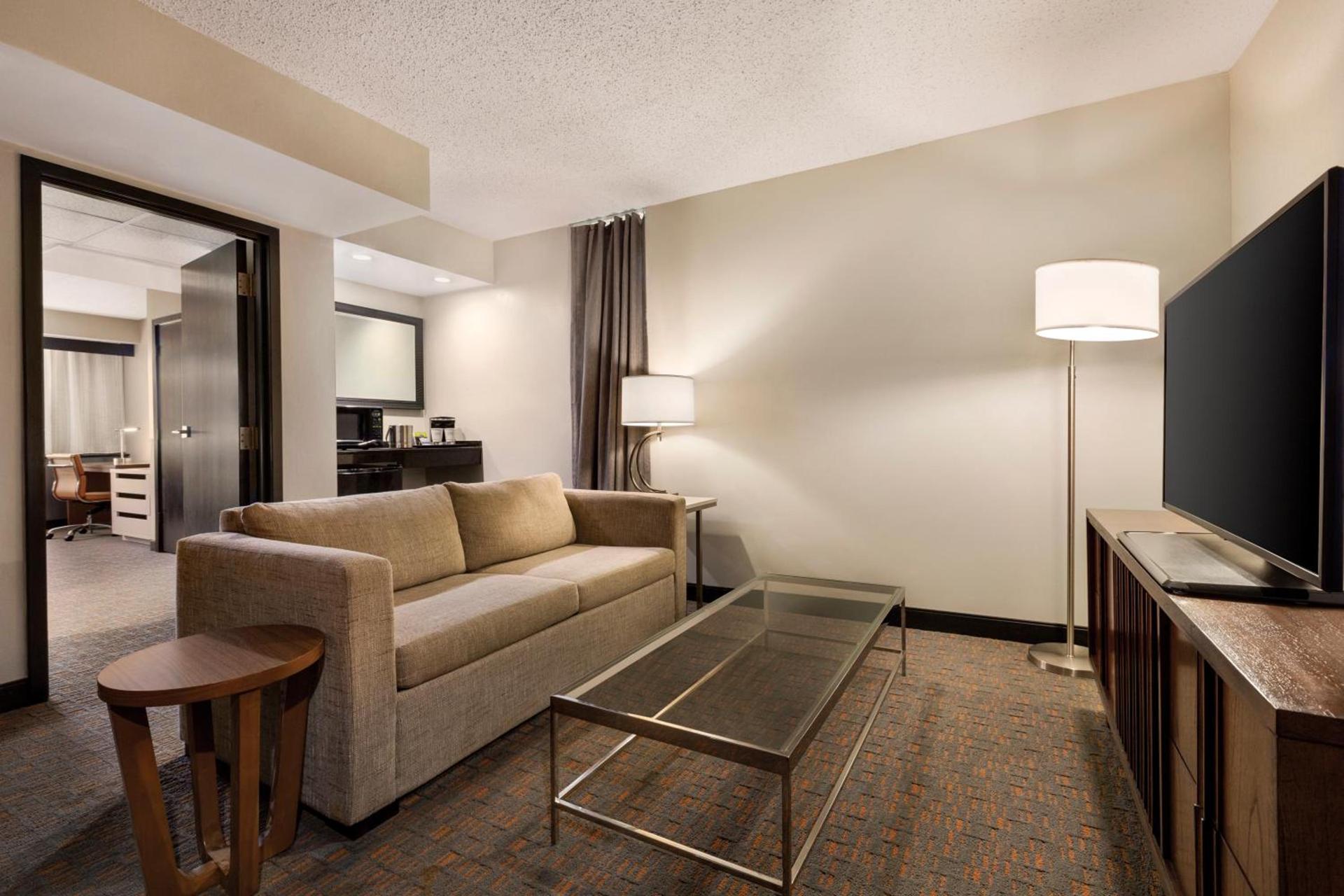 Wyndham Fort Smith City Center photo 78