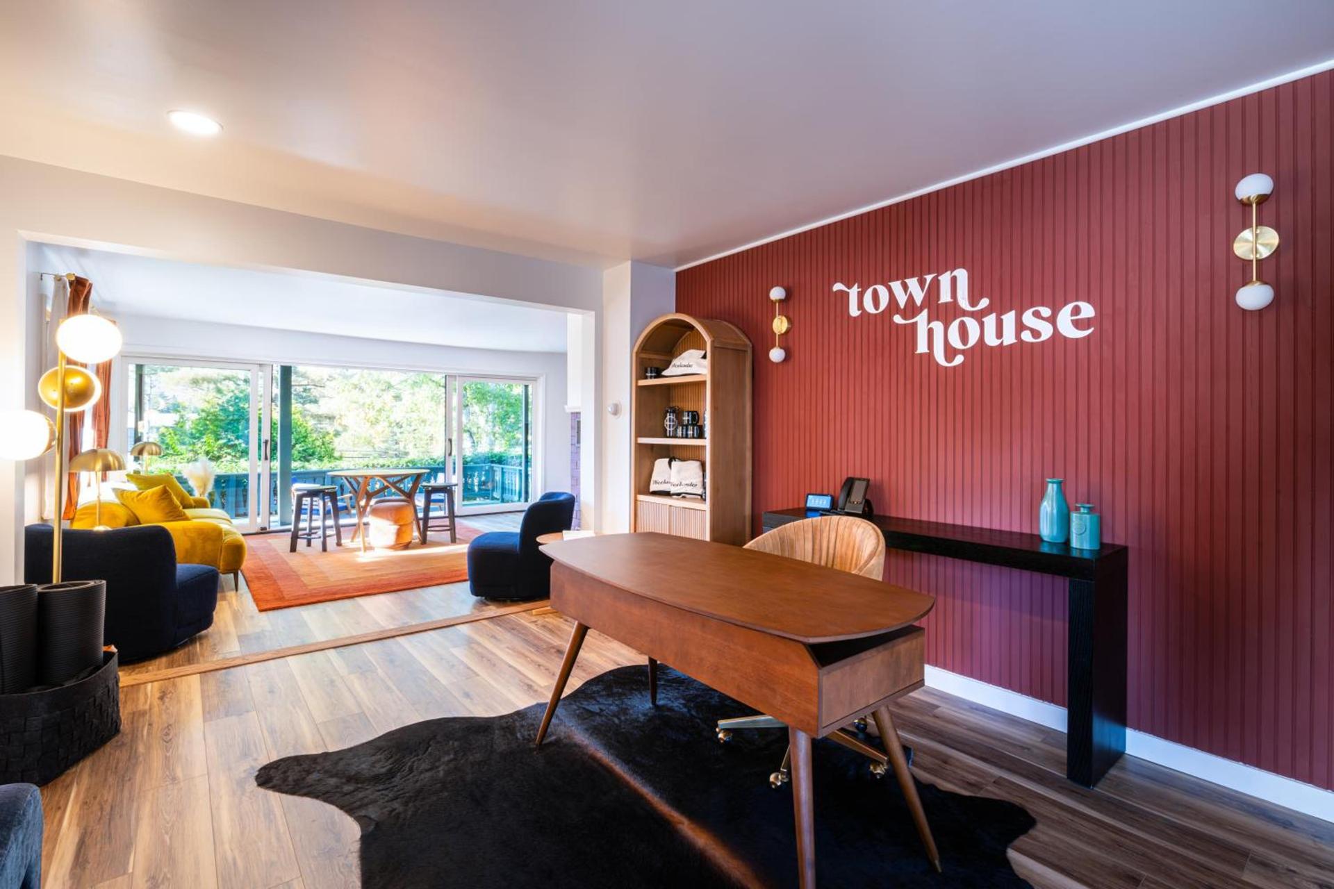 Town House Lodge photo 3