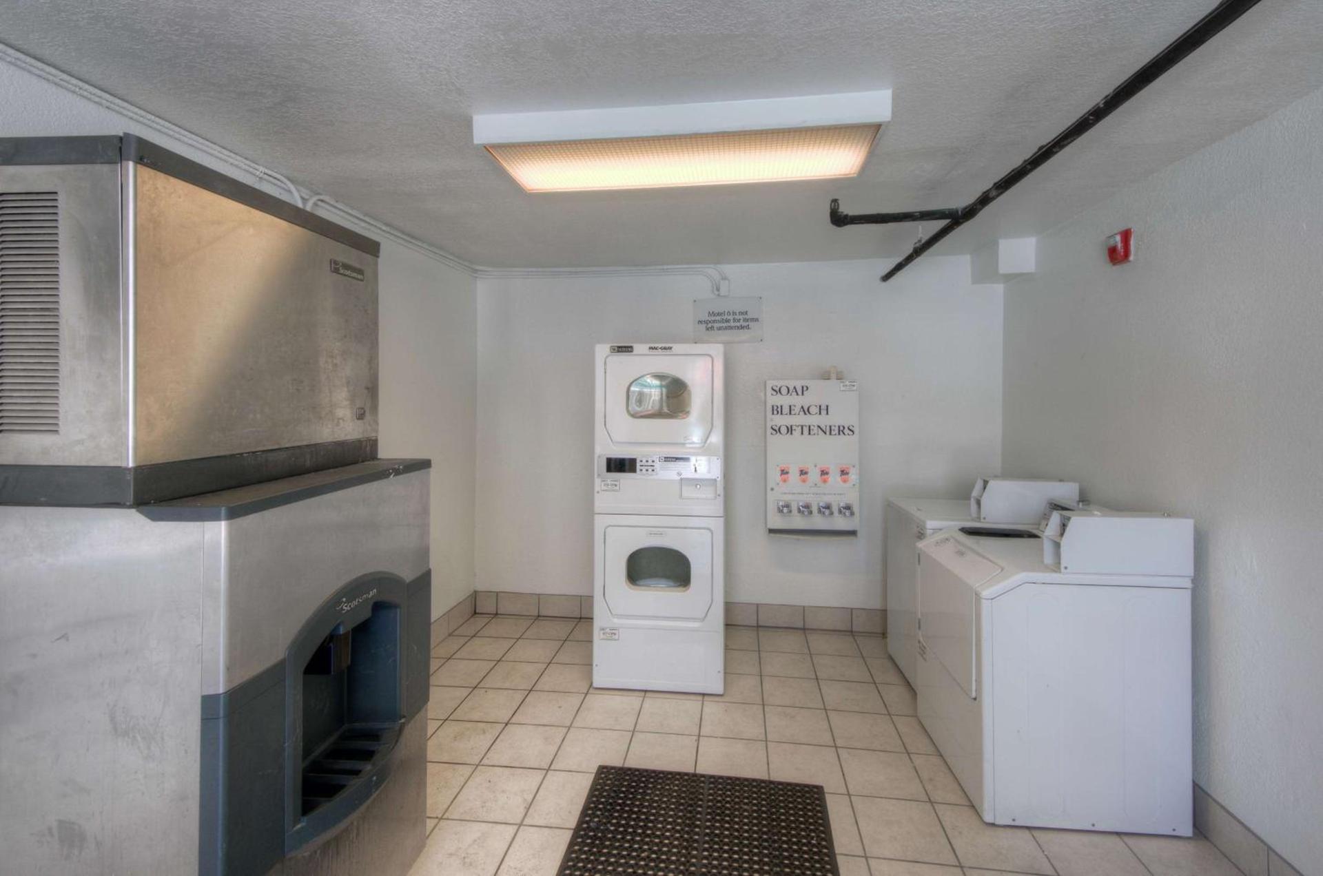 Motel 6-Bradenton, FL photo 12