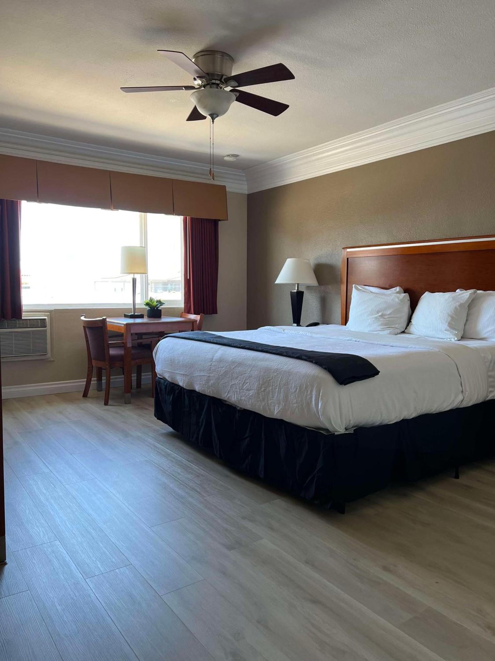 Best Western Tradewinds photo 11