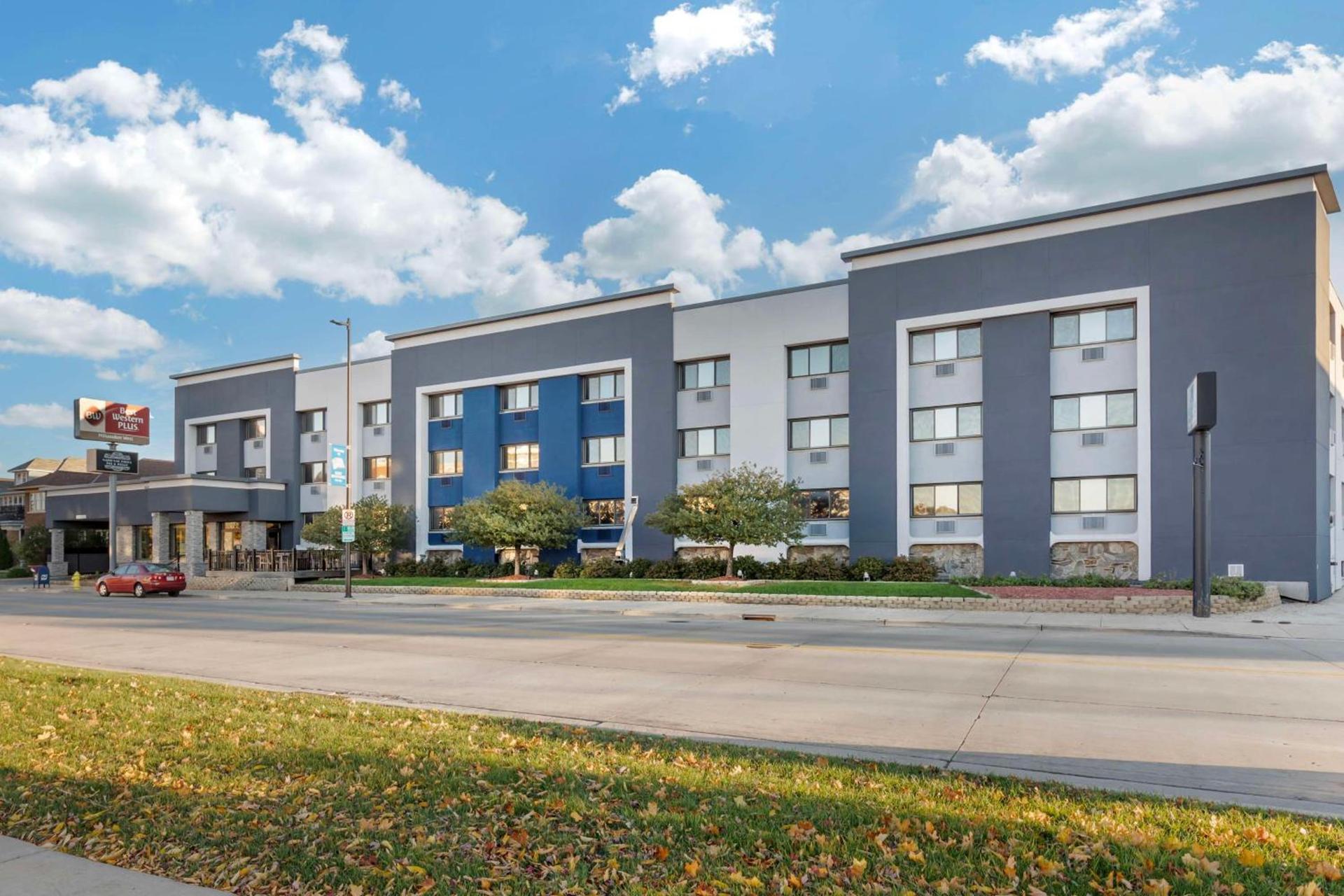 Best Western Plus Milwaukee West photo 1