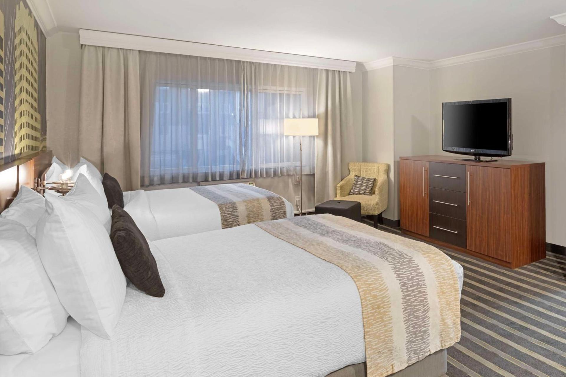 Best Western Plus Milwaukee West photo 27