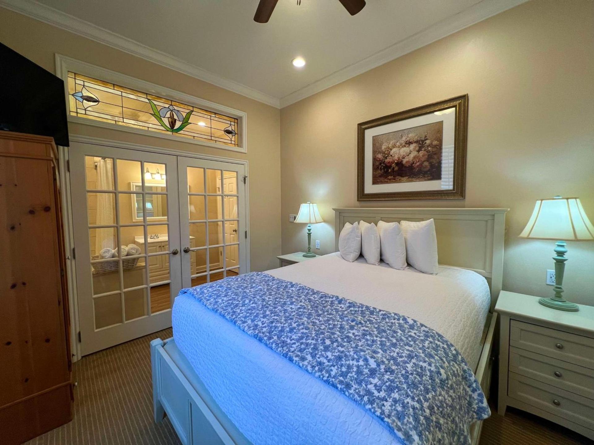 Best Western Grandma's Feather Bed photo 16