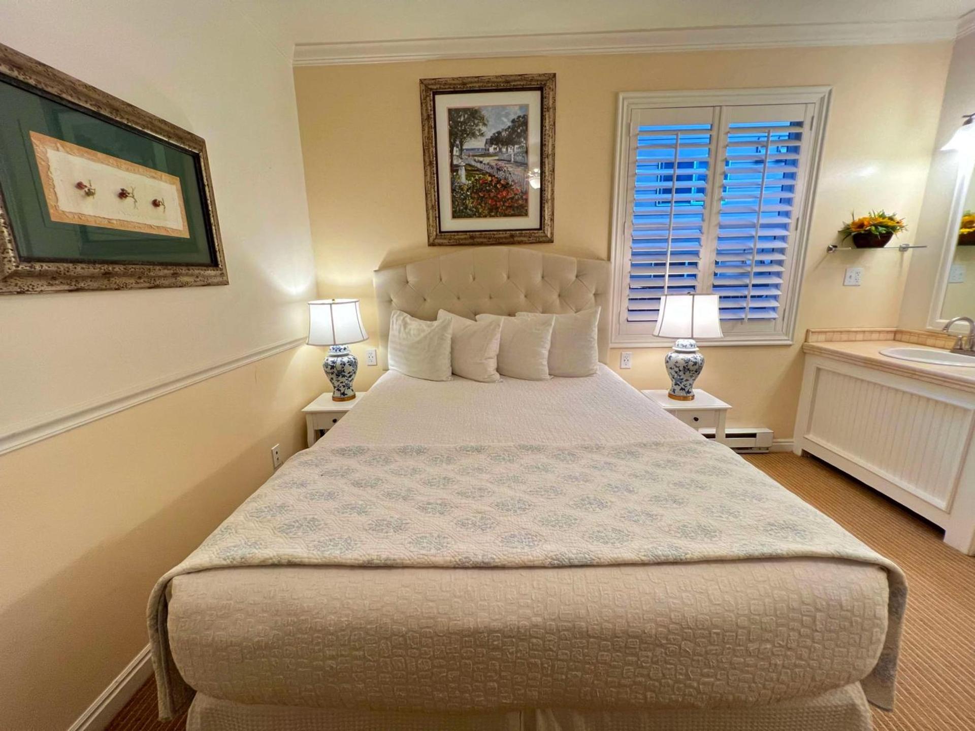 Best Western Grandma's Feather Bed photo 18