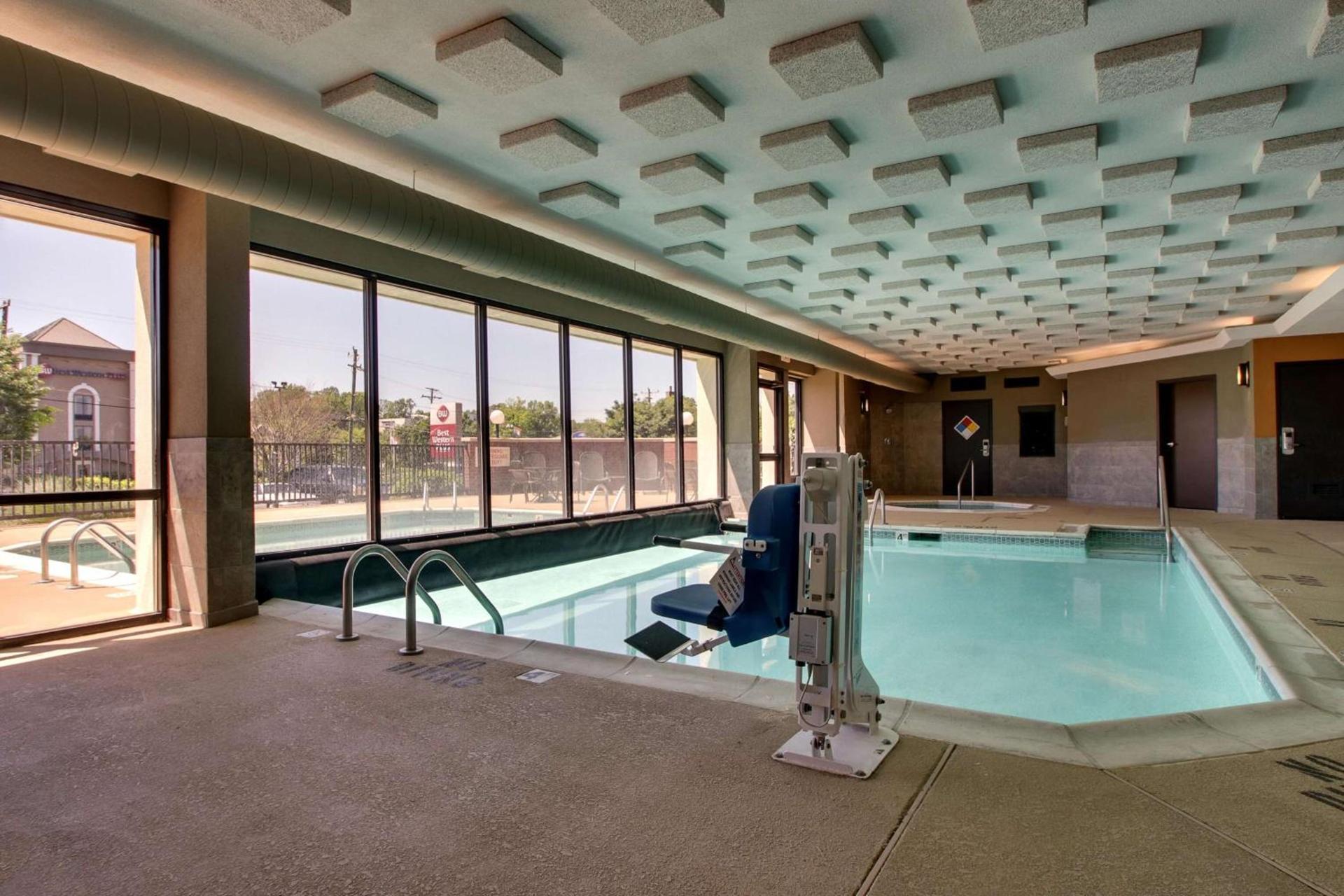 Drury Inn & Suites Greensboro photo 15