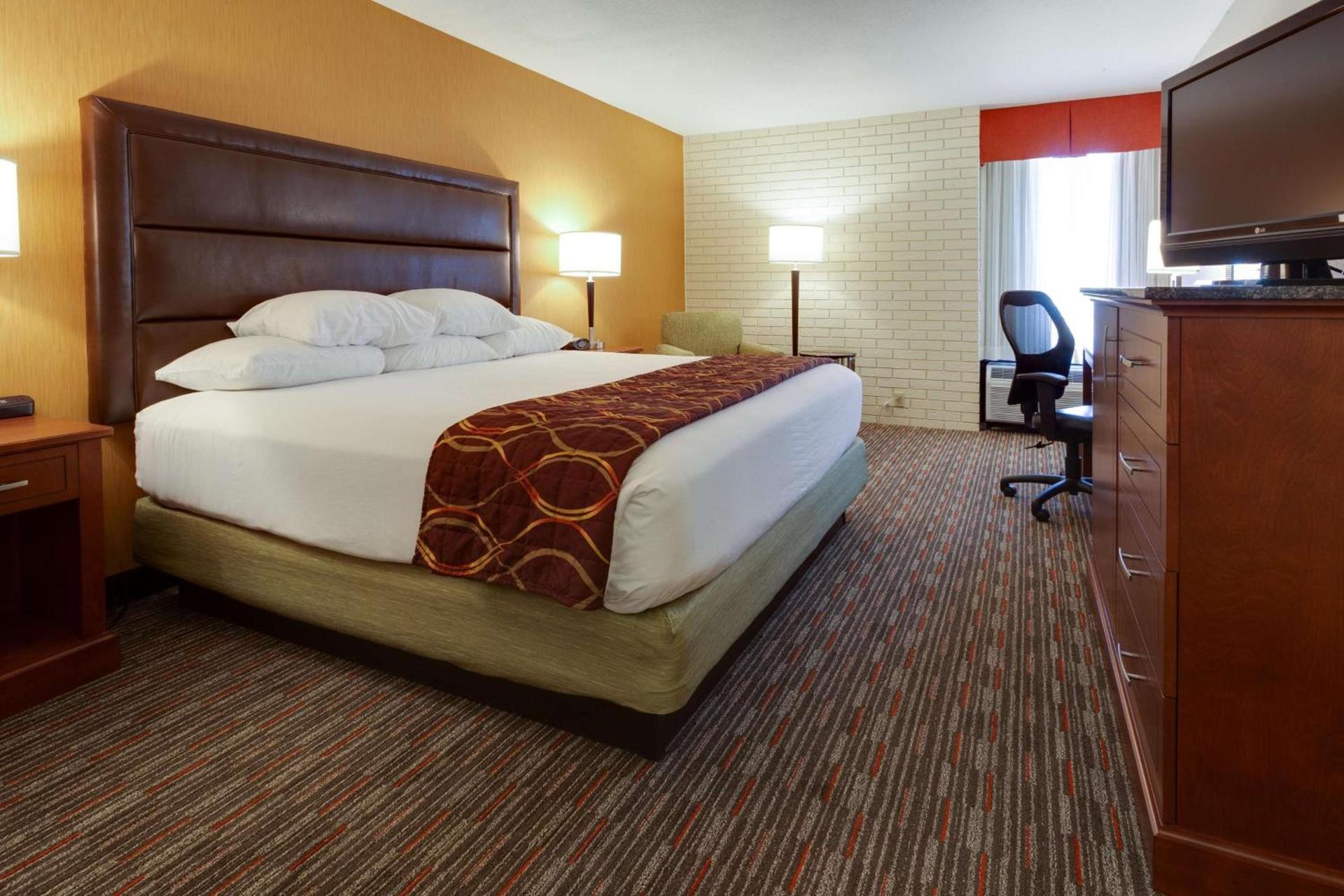 Drury Inn & Suites Denver Tech Center photo 13