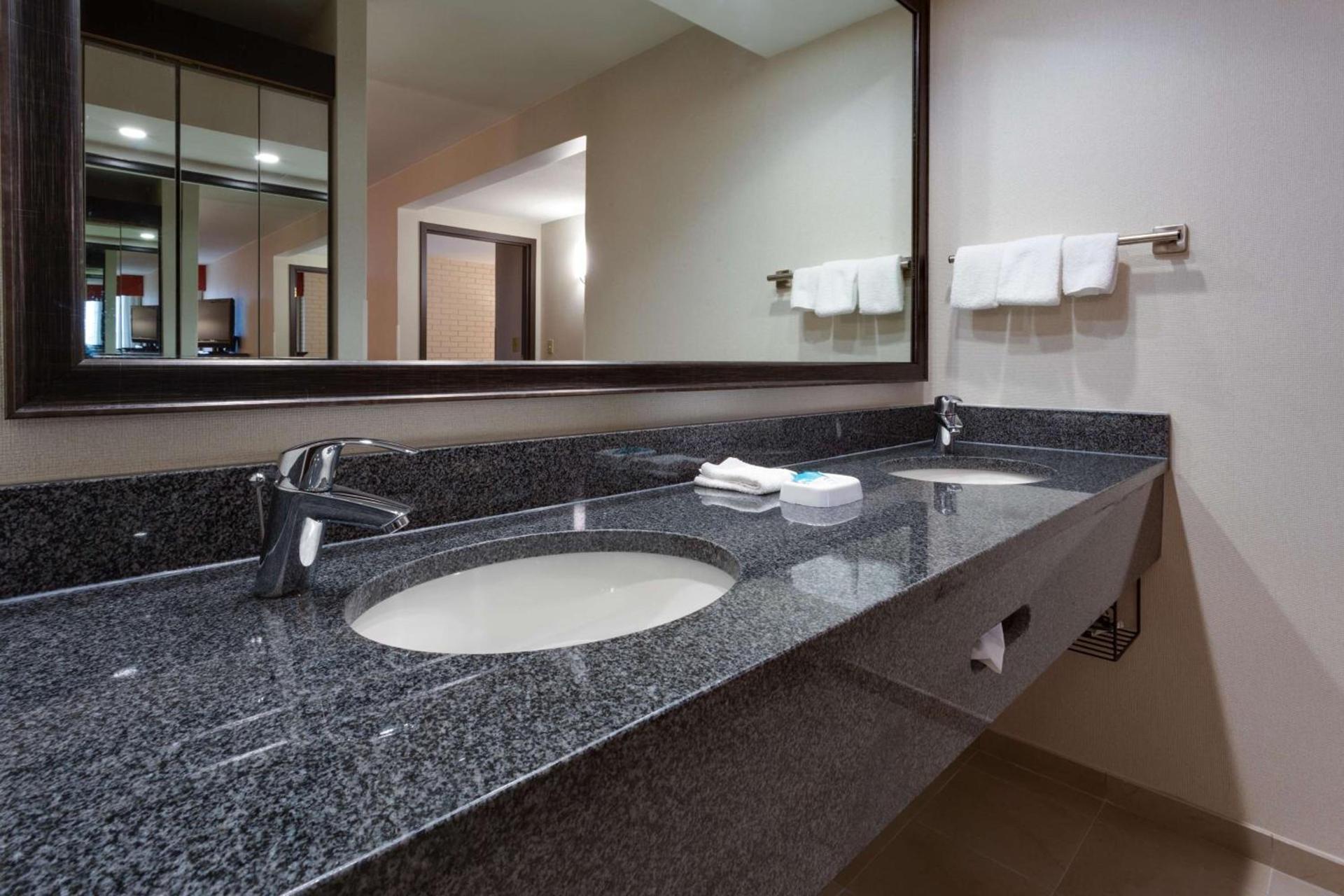 Drury Inn & Suites Denver Tech Center photo 19
