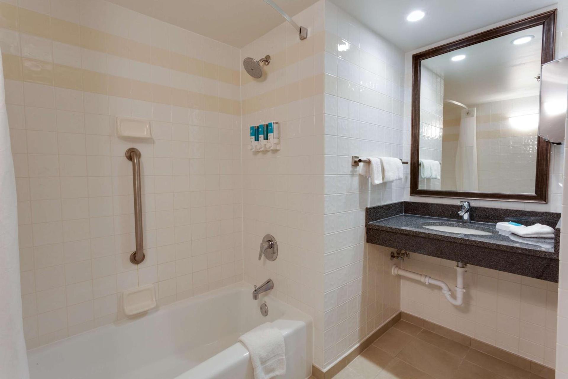 Drury Inn & Suites Denver Tech Center photo 21