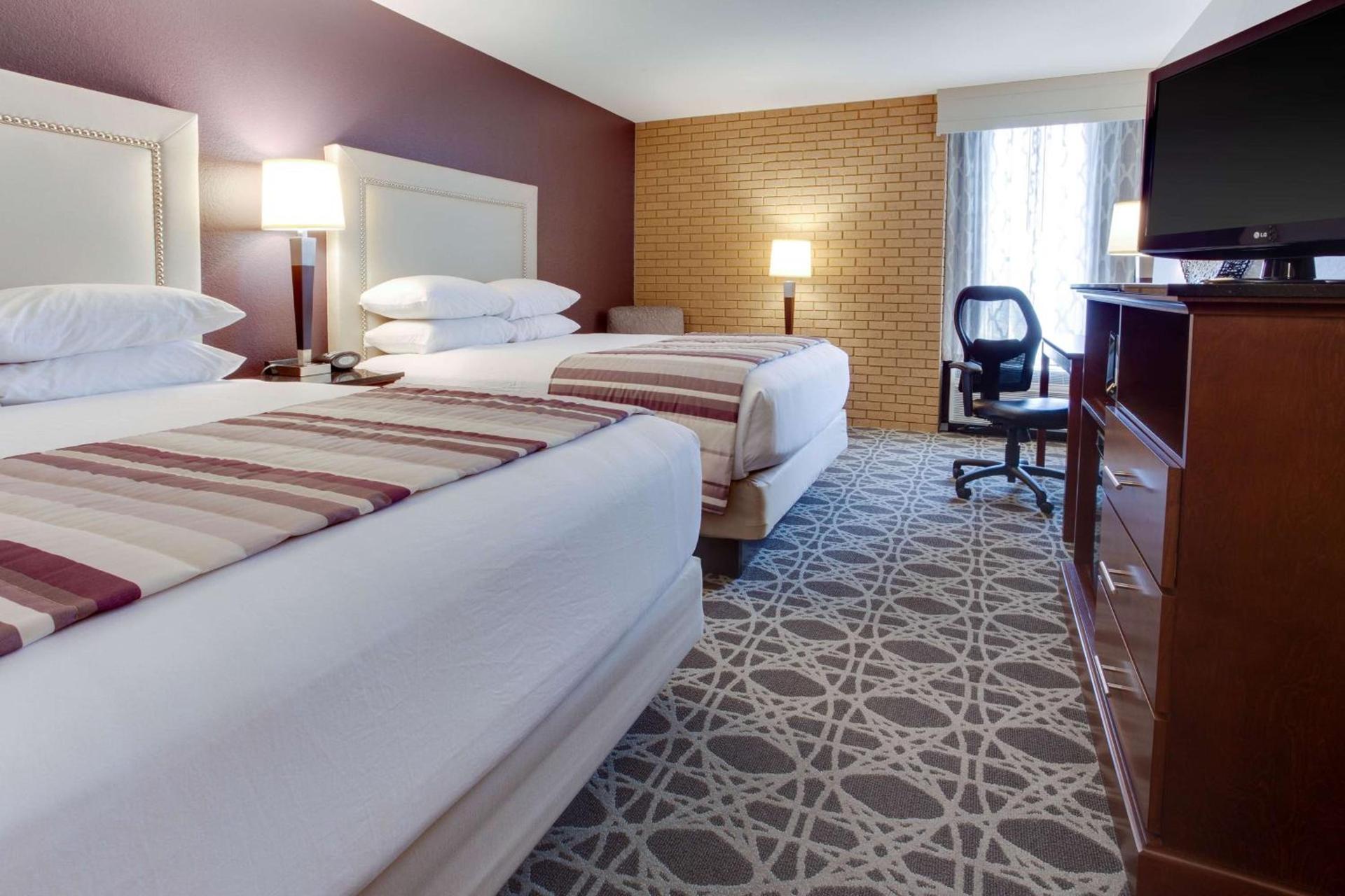 Drury Inn & Suites Louisville East photo 18