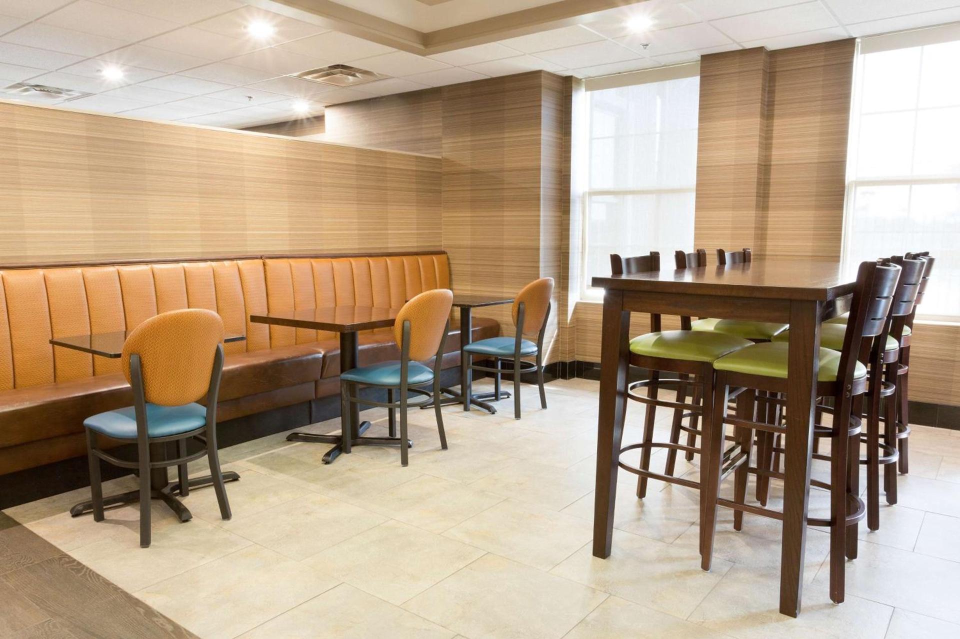 Drury Inn & Suites McAllen photo 10