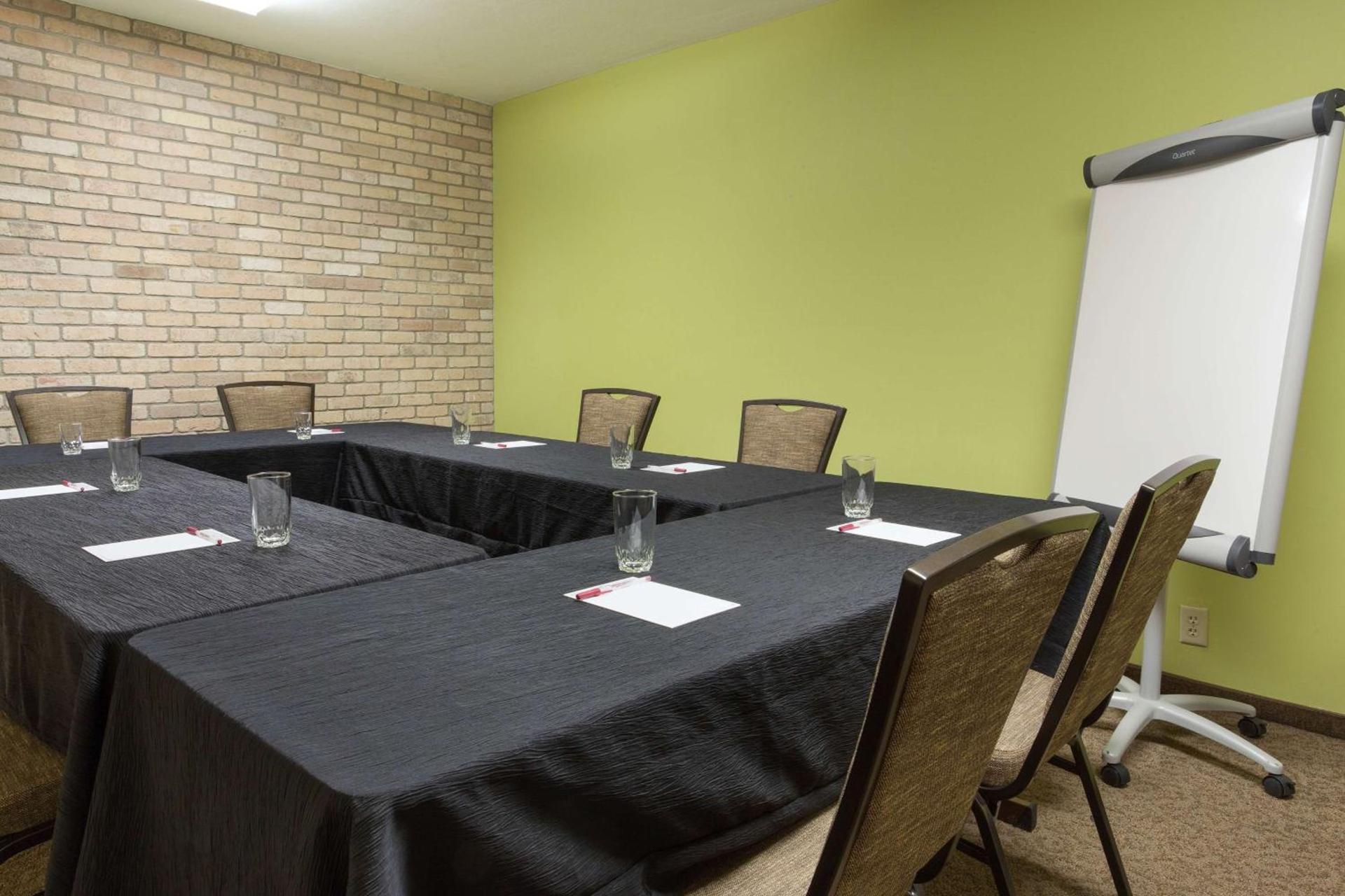 Drury Inn & Suites McAllen photo 23