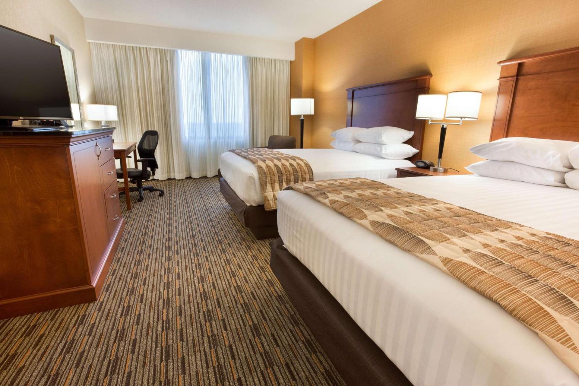 Drury Plaza Hotel Indianapolis Carmel photo 13