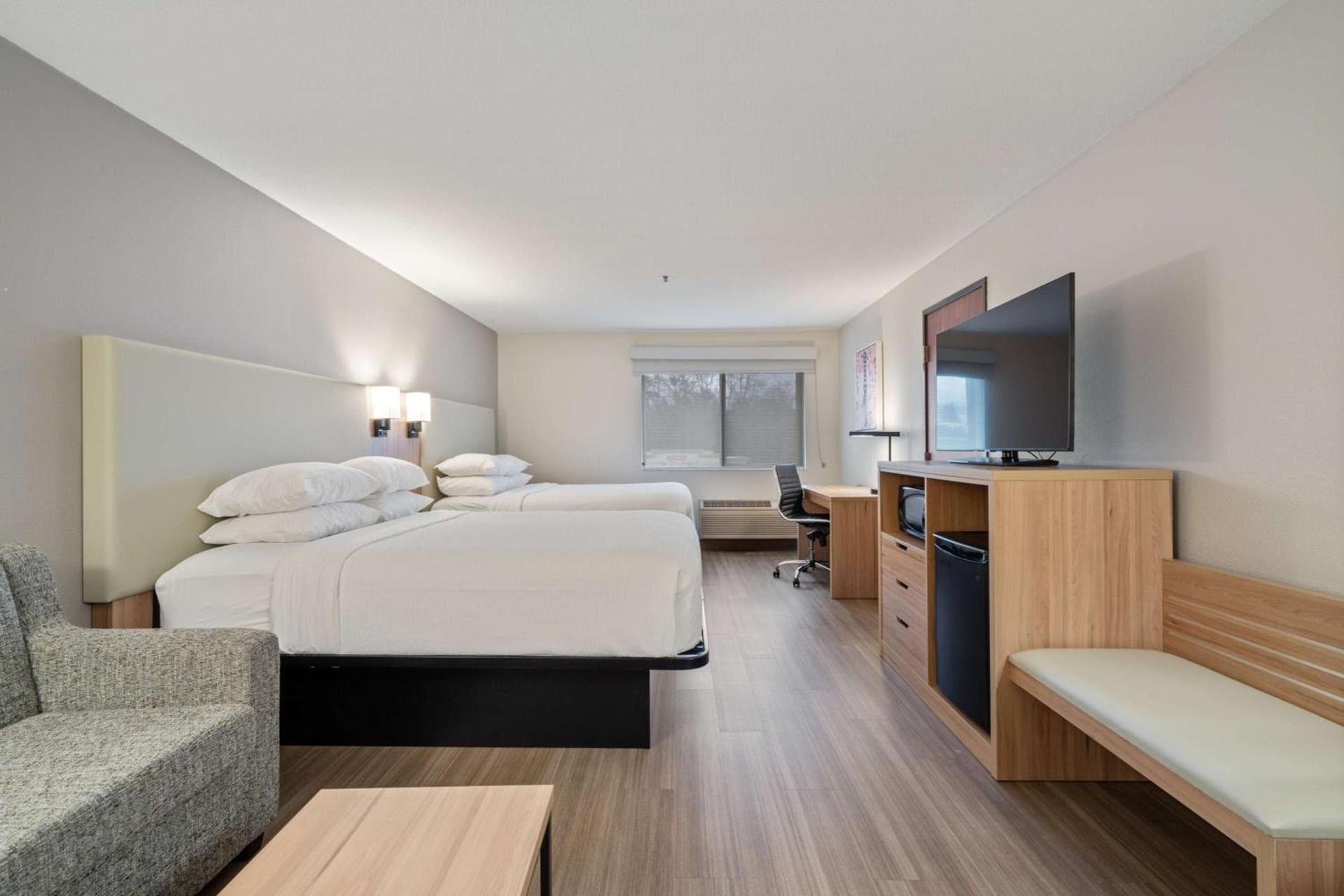 Best Western Lake Oswego Hotel & Suites photo 11